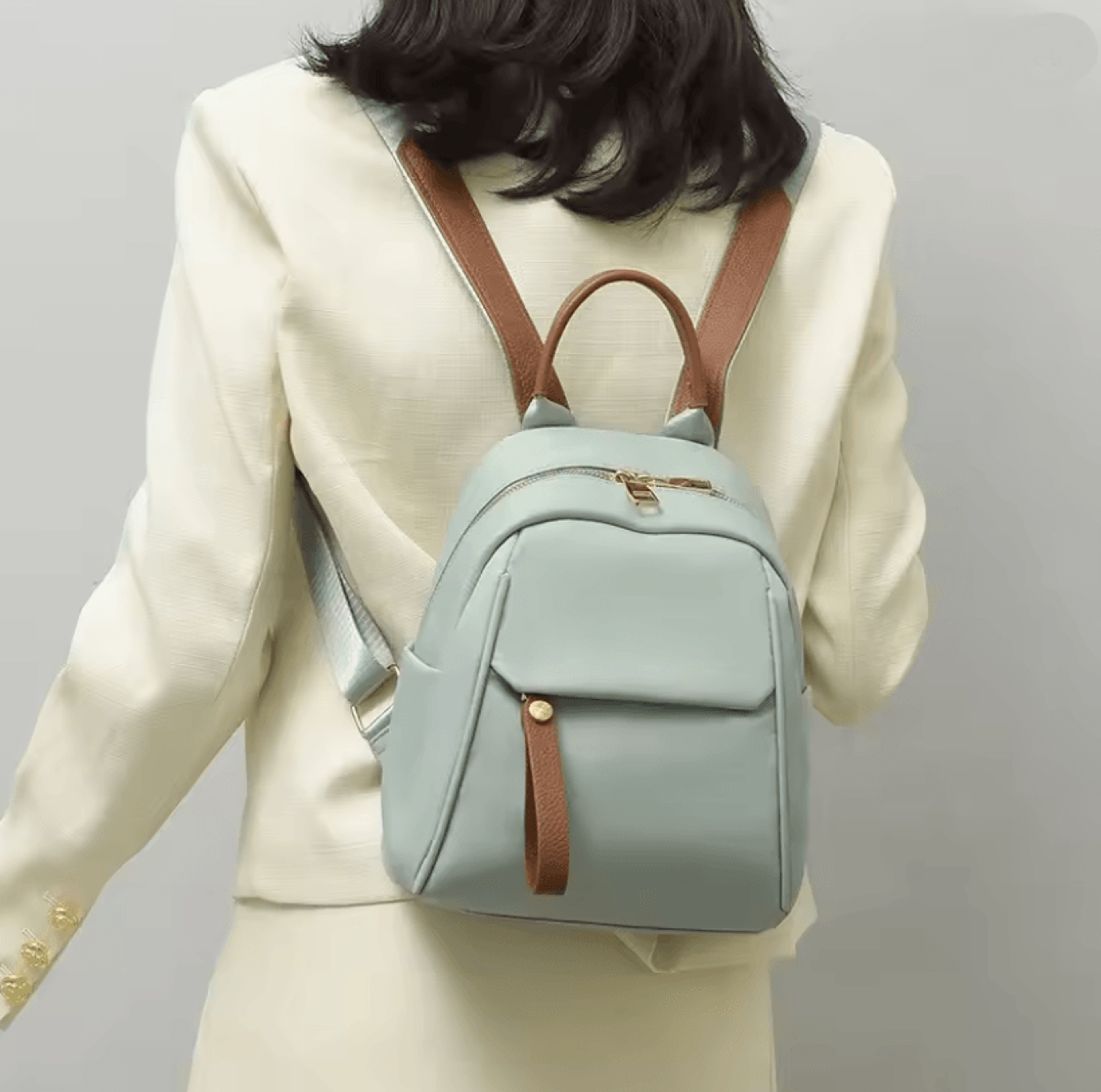 lightweight womens casual backpack with large capacity and stylish design