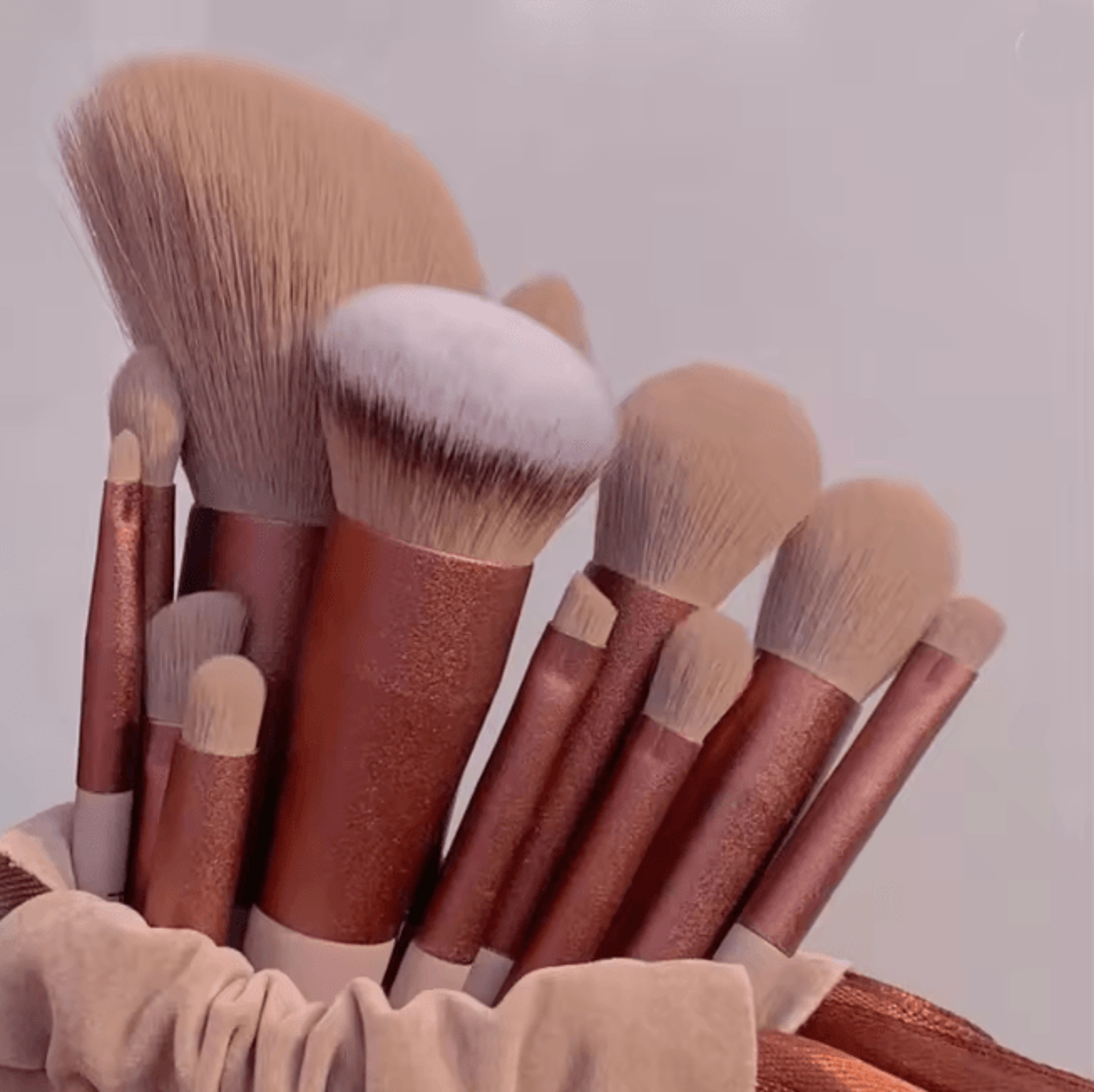 13 piece makeup brushes set soft cosmetic brushes for face and eyes
