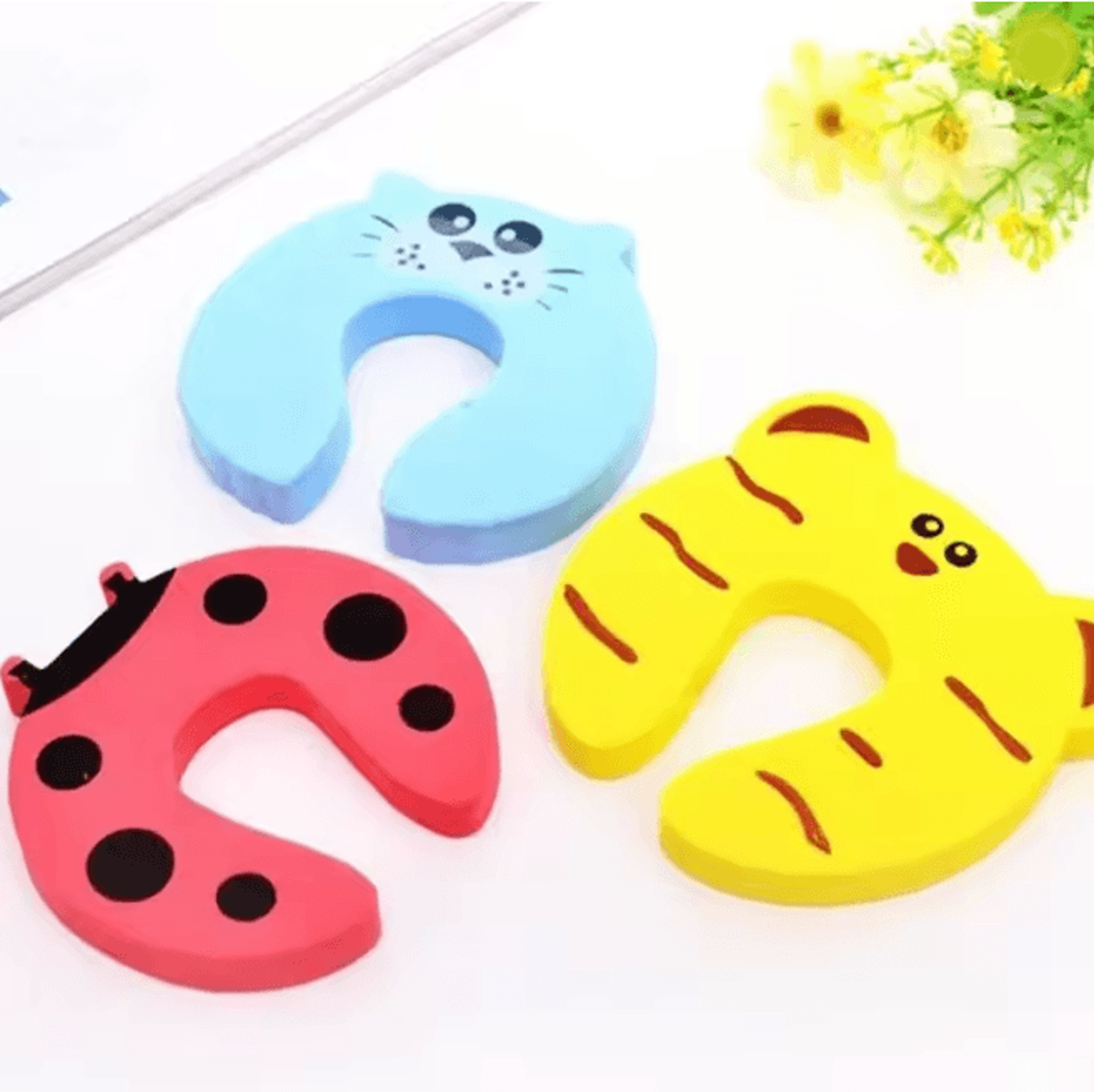 SafeGuard Baby Door Stopper Finger Protector Set 1