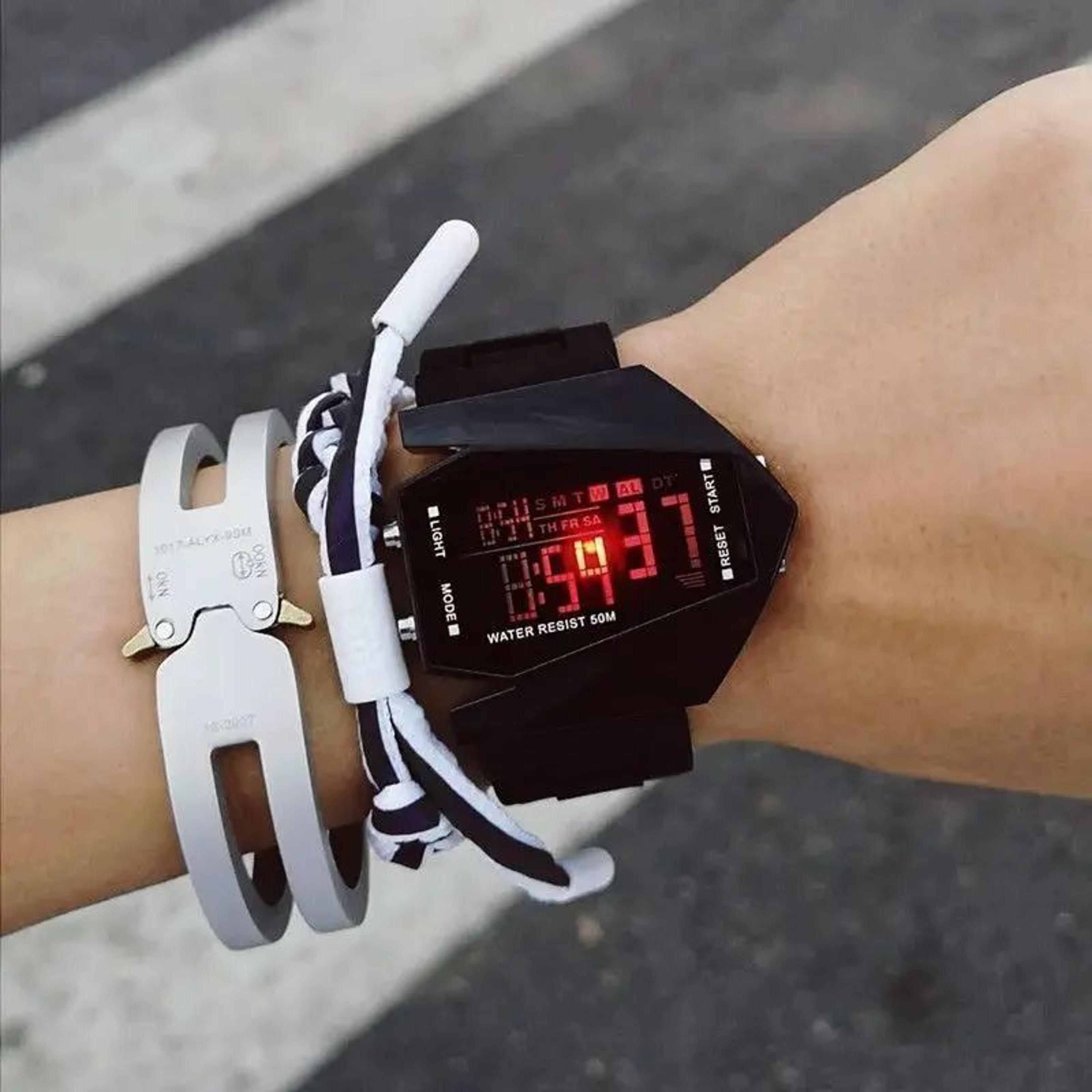 Adventure Sport Digital Watch For Kids And Teens 1