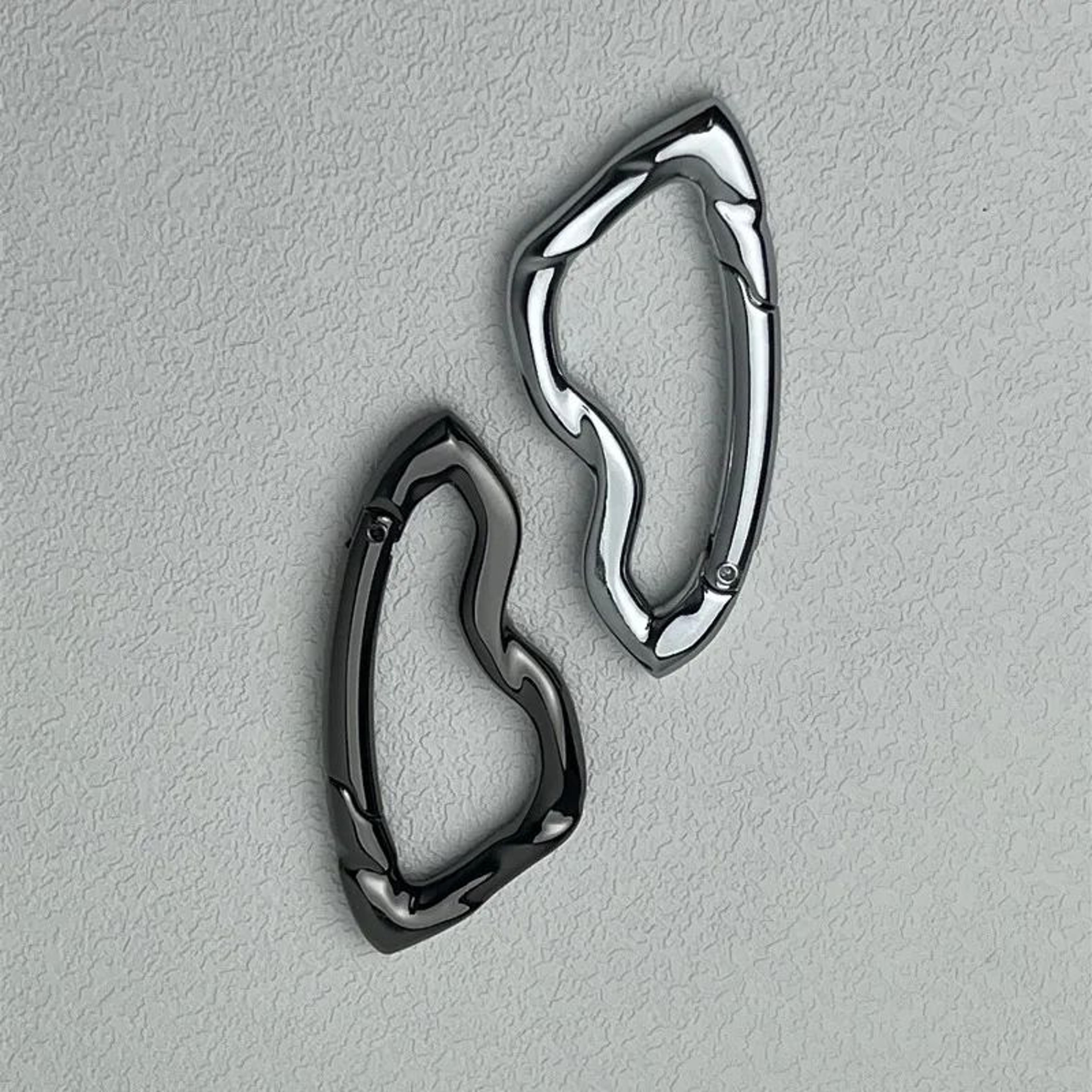 metal carabiner belt keychain