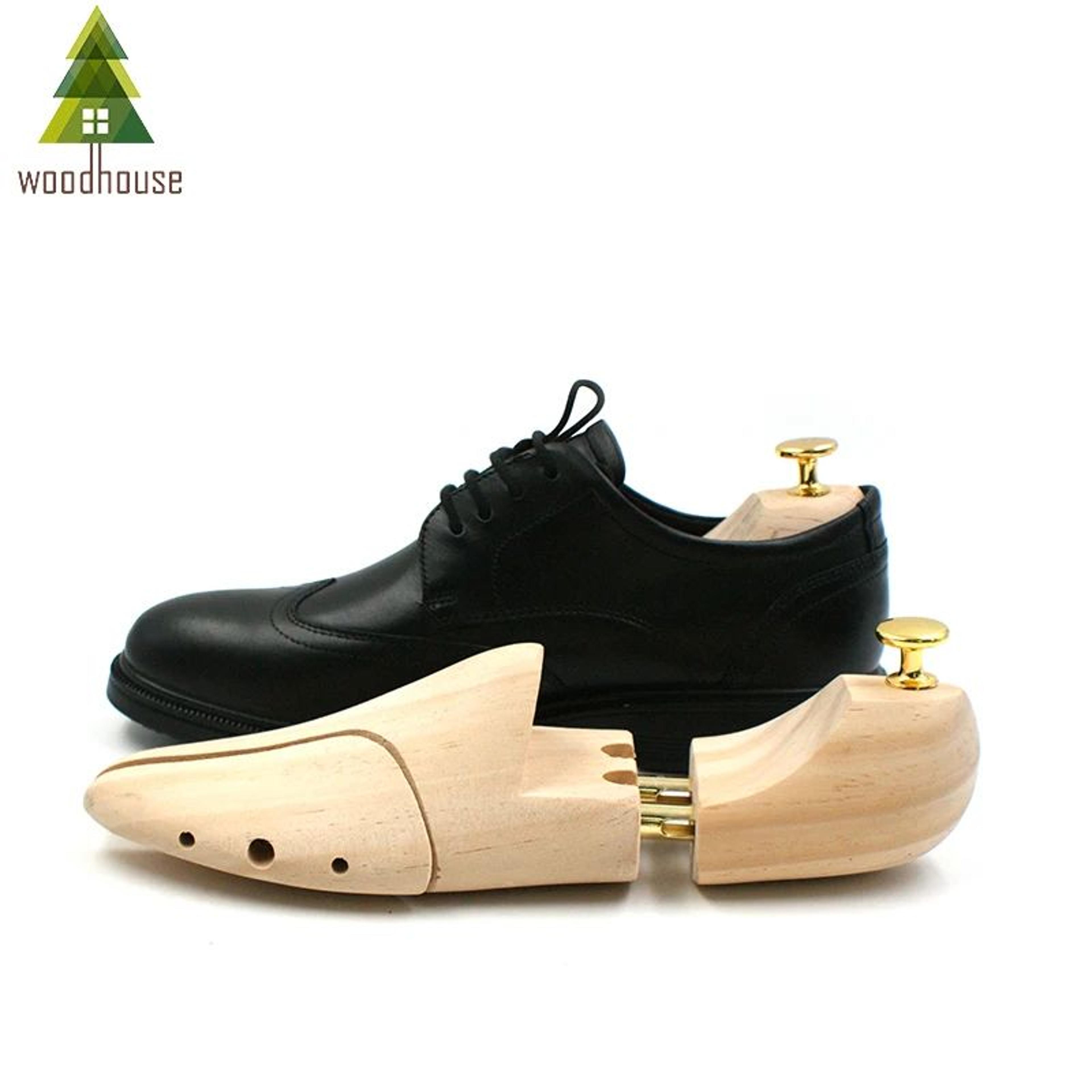 Premium Adjustable Shoe Trees For Men And Women Made From New Zealand Pine Wood 2