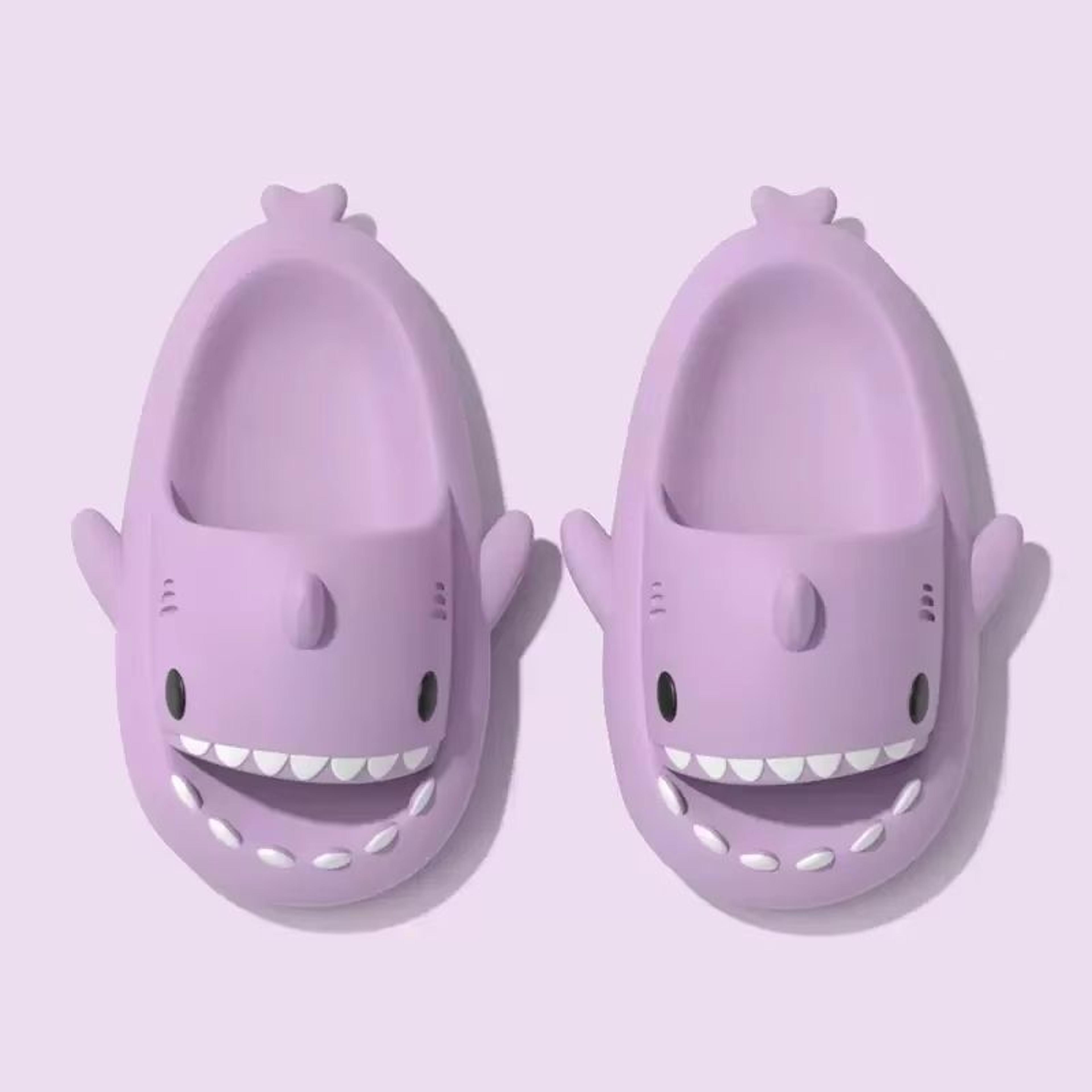 SharkWave Unisex Summer Shark Slippers  Soft AntiSlip Beach And Home Sandals 5