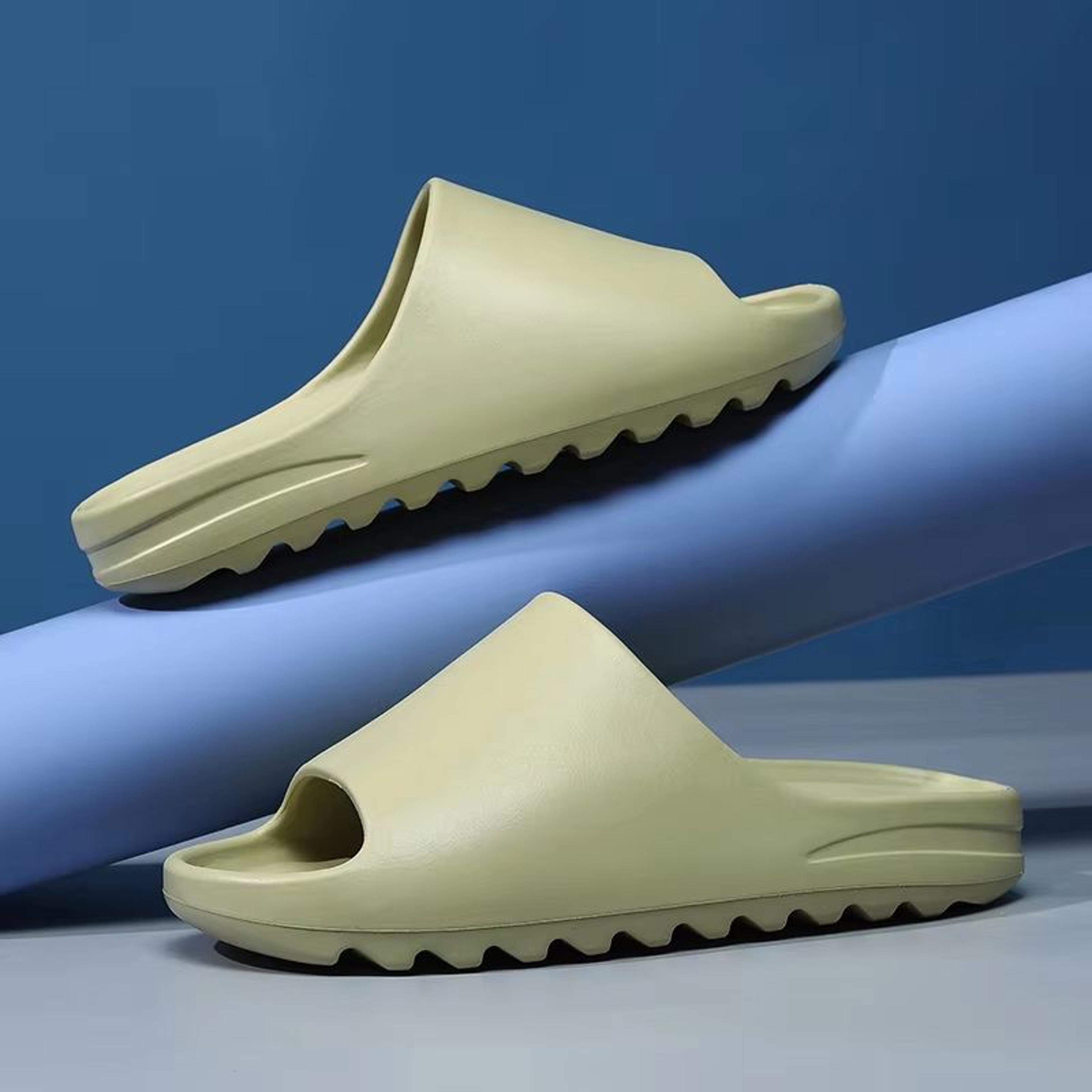 Pmoiste Platform EVA Slides Unisex Cloud Slippers For Indoor Outdoor Beach 9