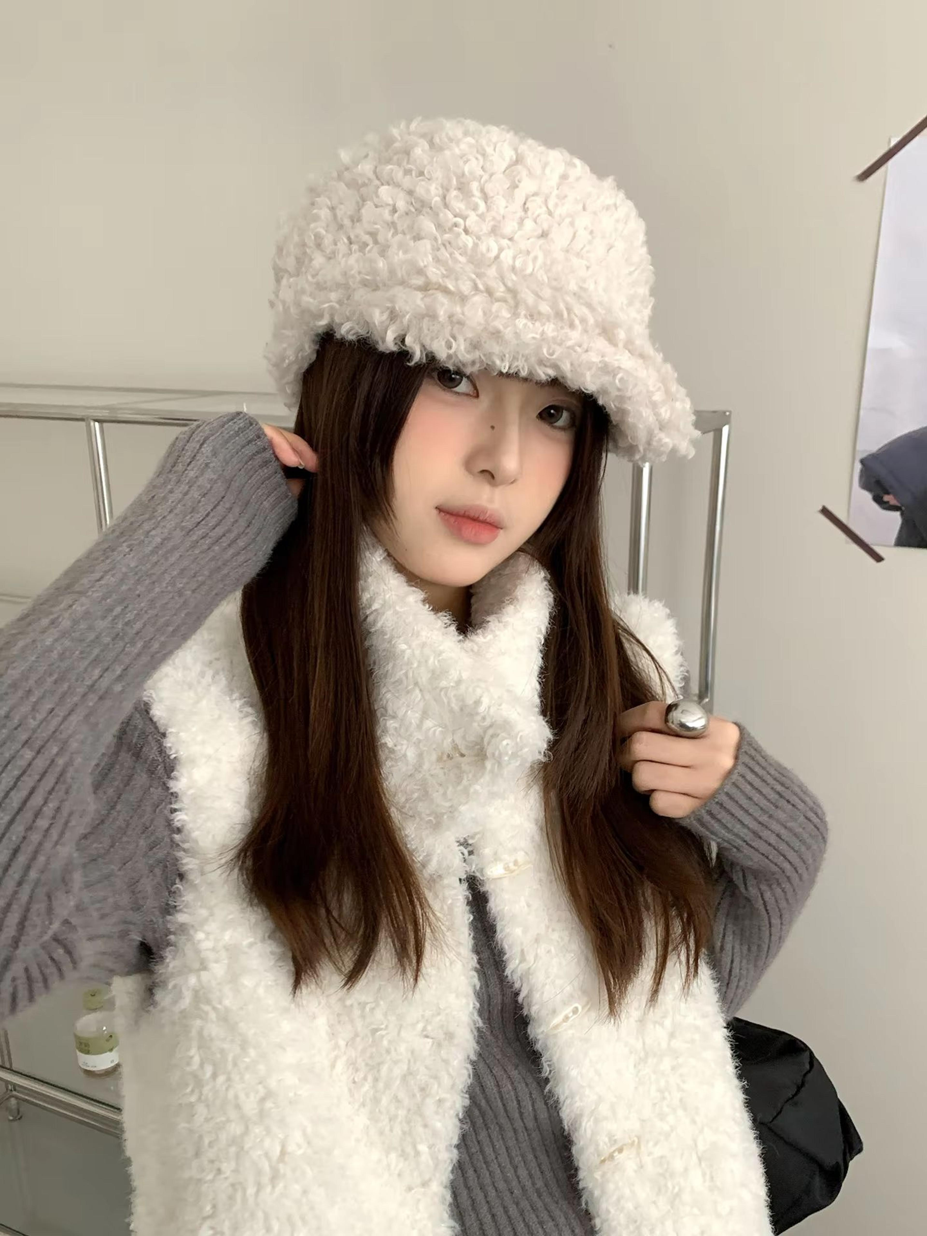 Korean Style Plush Warm Autumn Winter Womens Baseball Cap 3