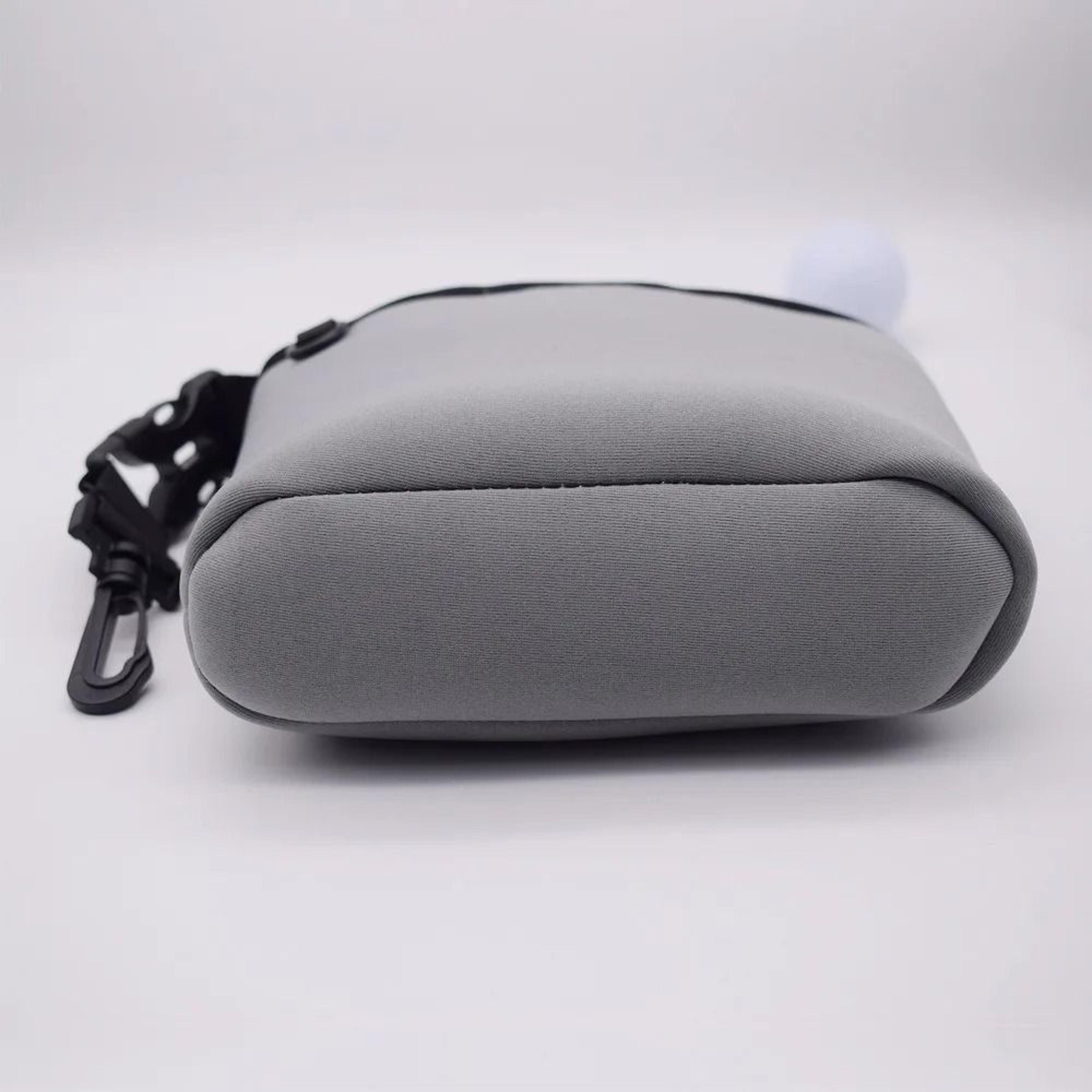Wear Resistant Golf Club Cleaning Pouch And Ball Organizer 4