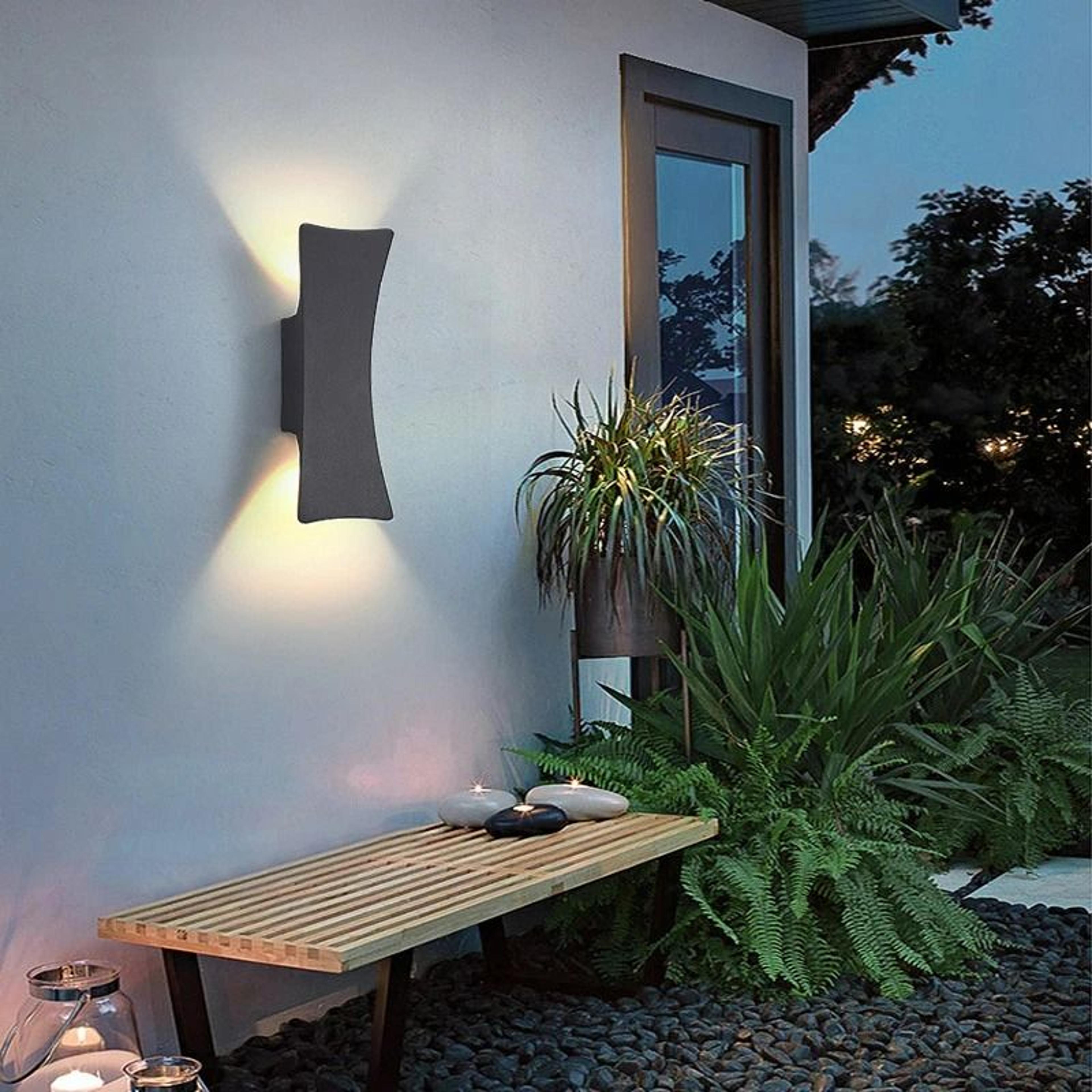 Alumora IP65 Porch Wall Lamp 1