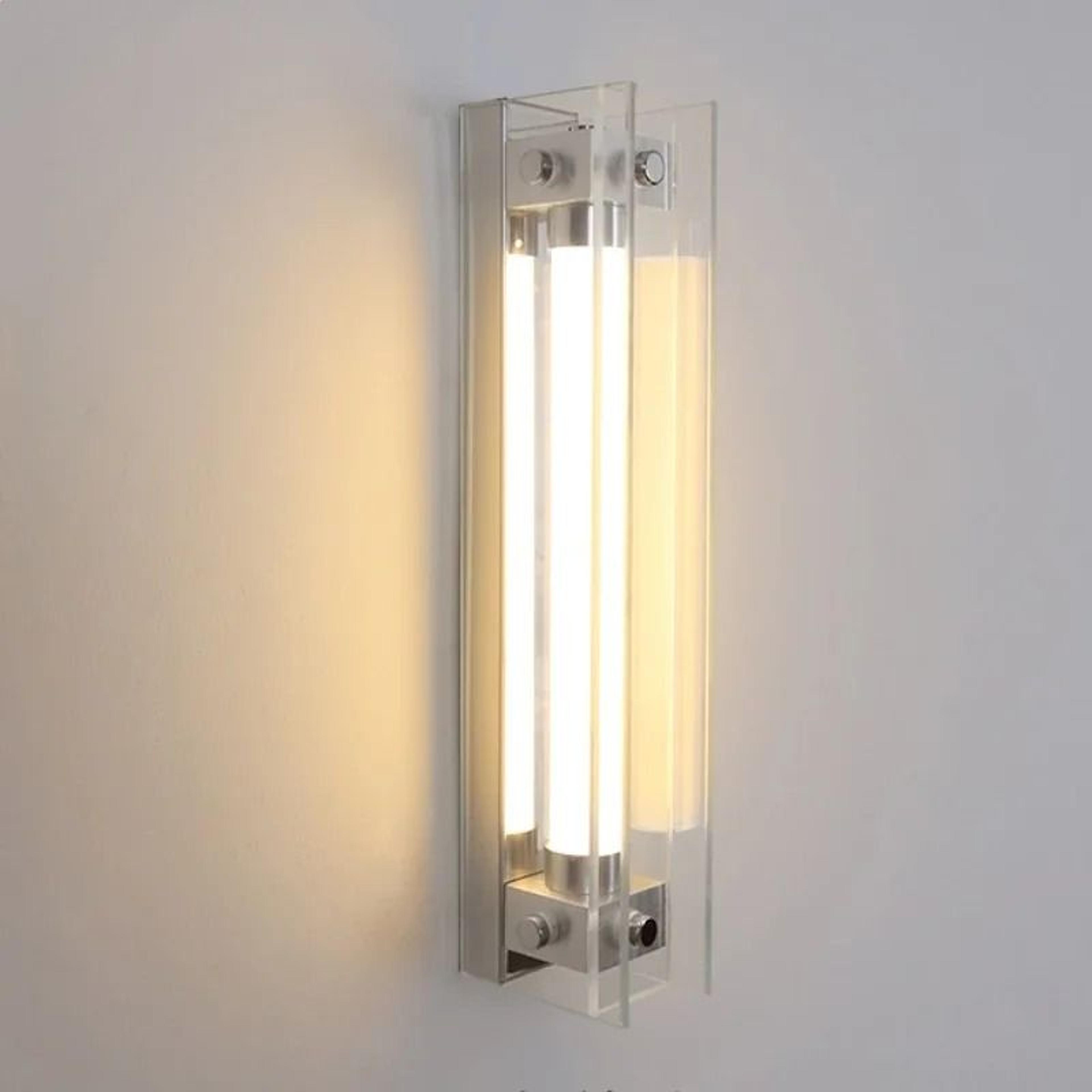 QuadraGlow Glass LED Wall Lamp 1