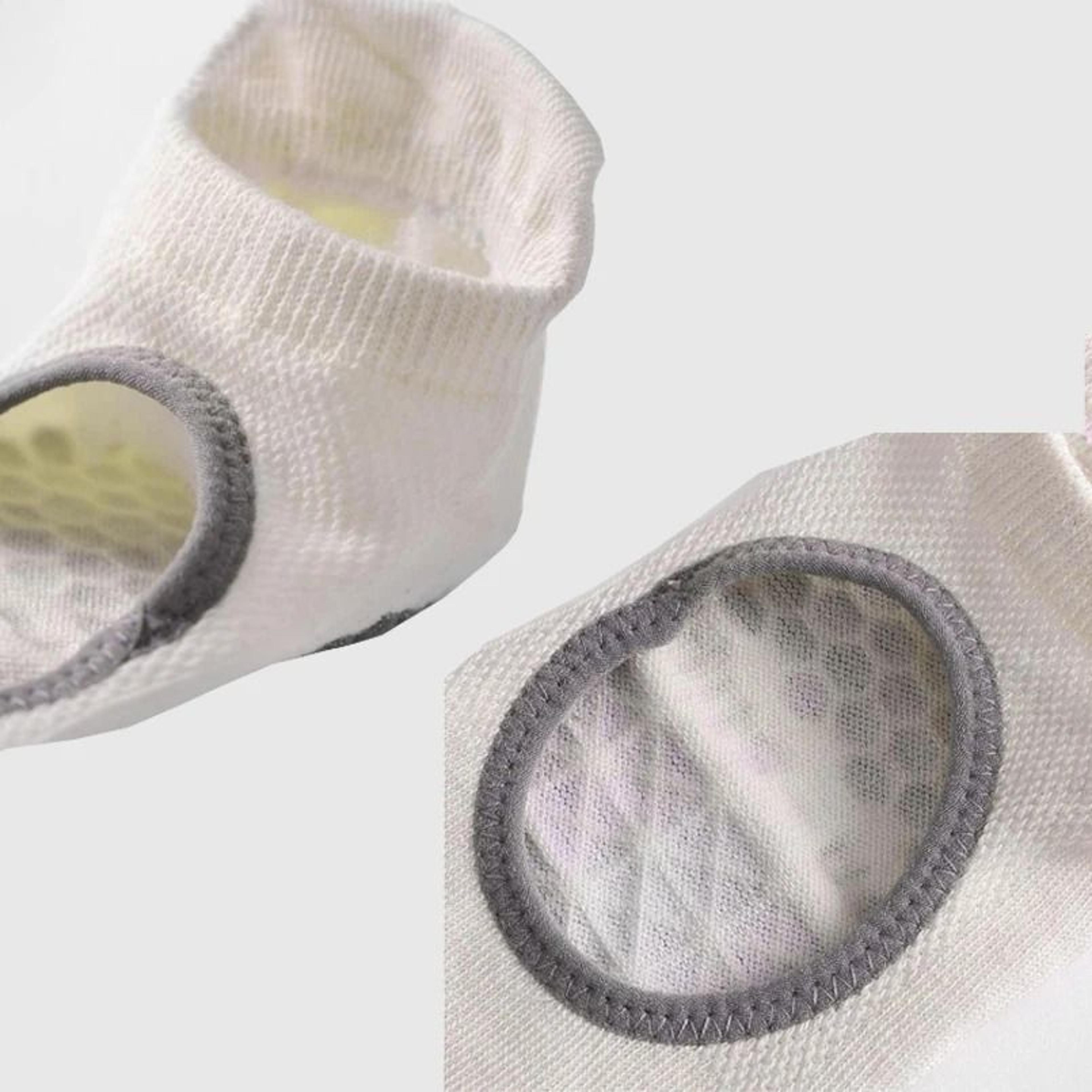 Women Hollow Out Pilates Socks With Silicone AntiSlip Grip For Yoga And Fitness 4