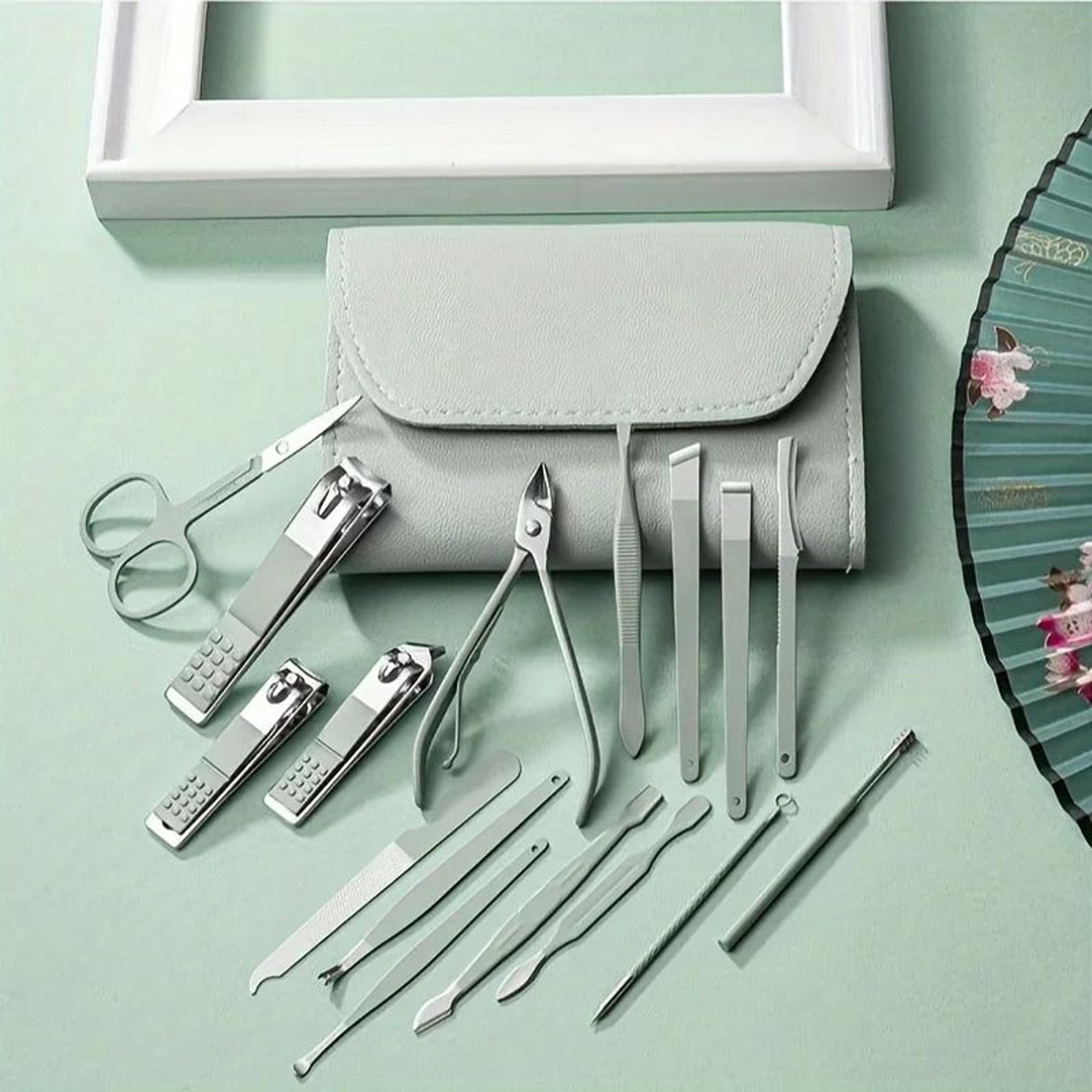 16 Piece Professional Nail Clippers And Cuticle Nippers Set With Travel Case 1