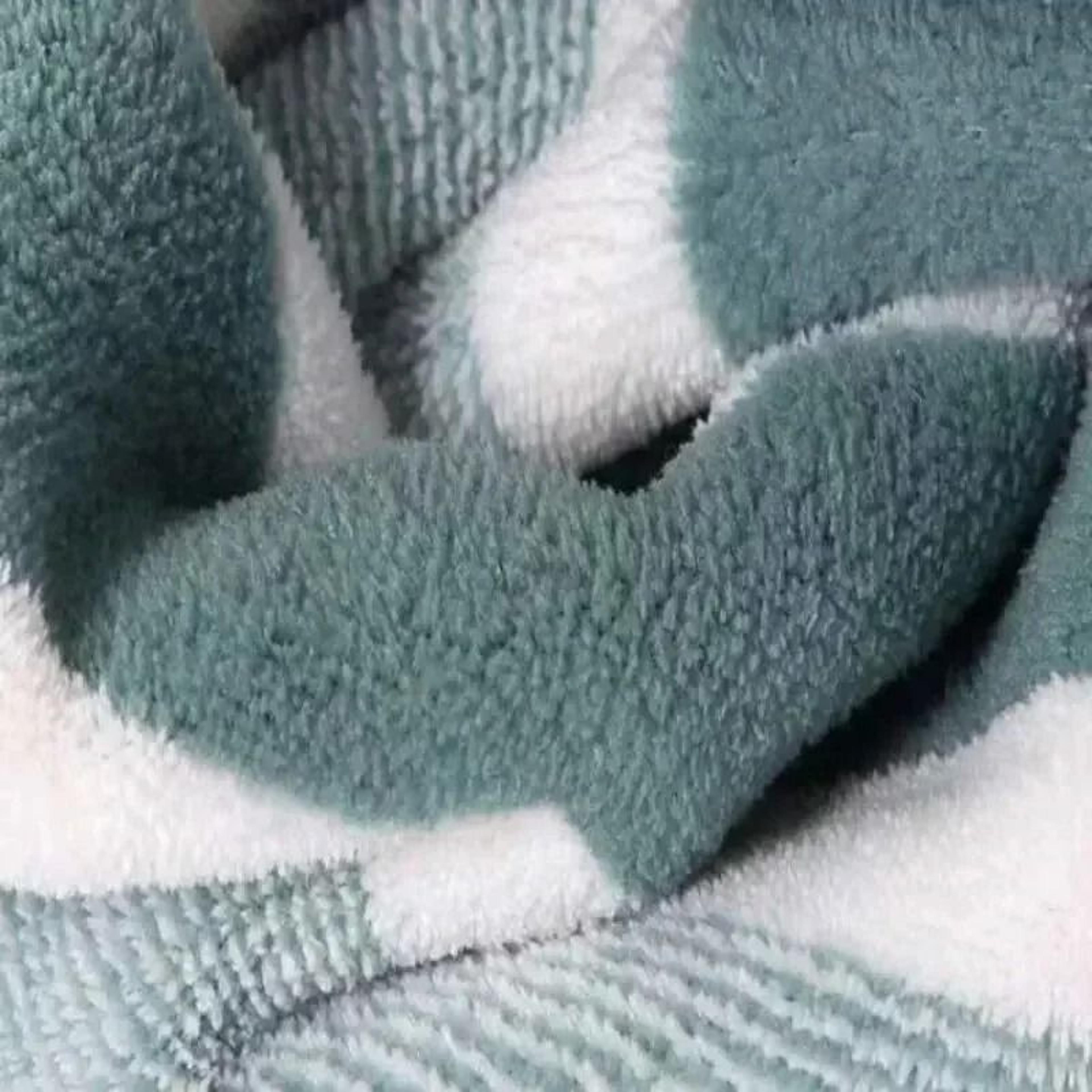 Striped Pattern Quick Dry Soft Towel Set For Bathroom And Face Care 5