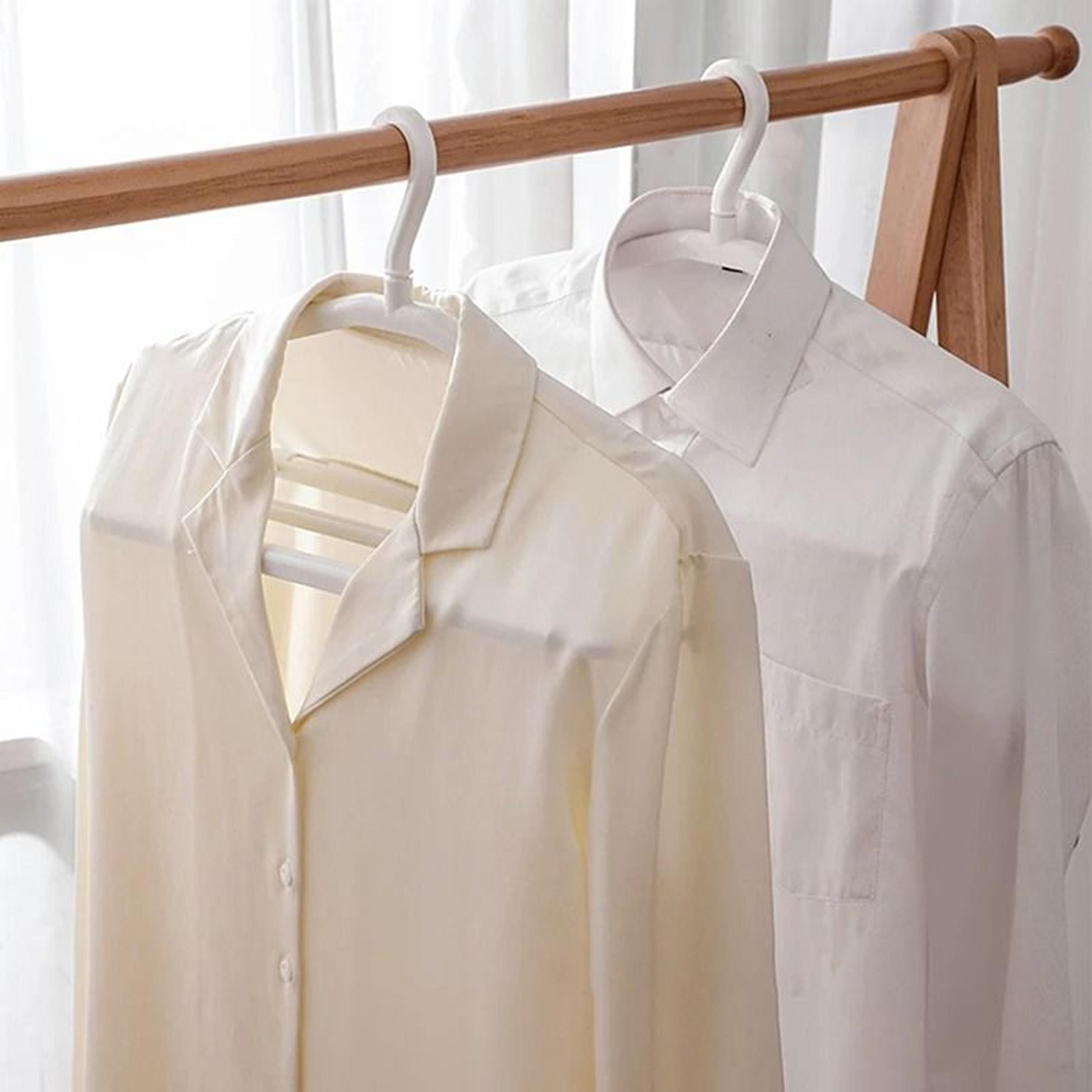 Plastic Clothes Hanger Space Saving Scalable T Shirt Dress Coat Towel Hanger 1