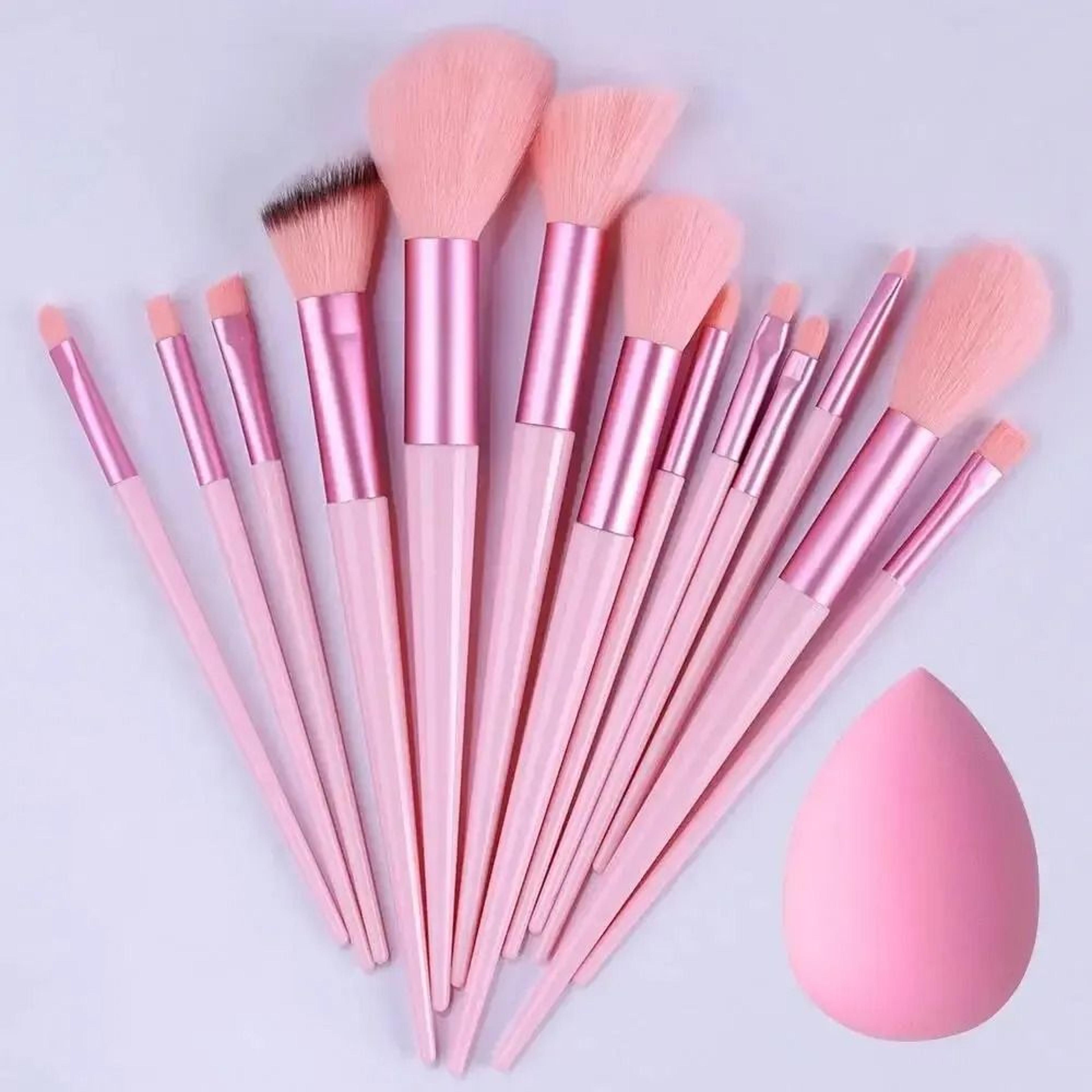 Professional Soft Fluffy Makeup Brush Set For Foundation Eyeshadow And Powder Application 7