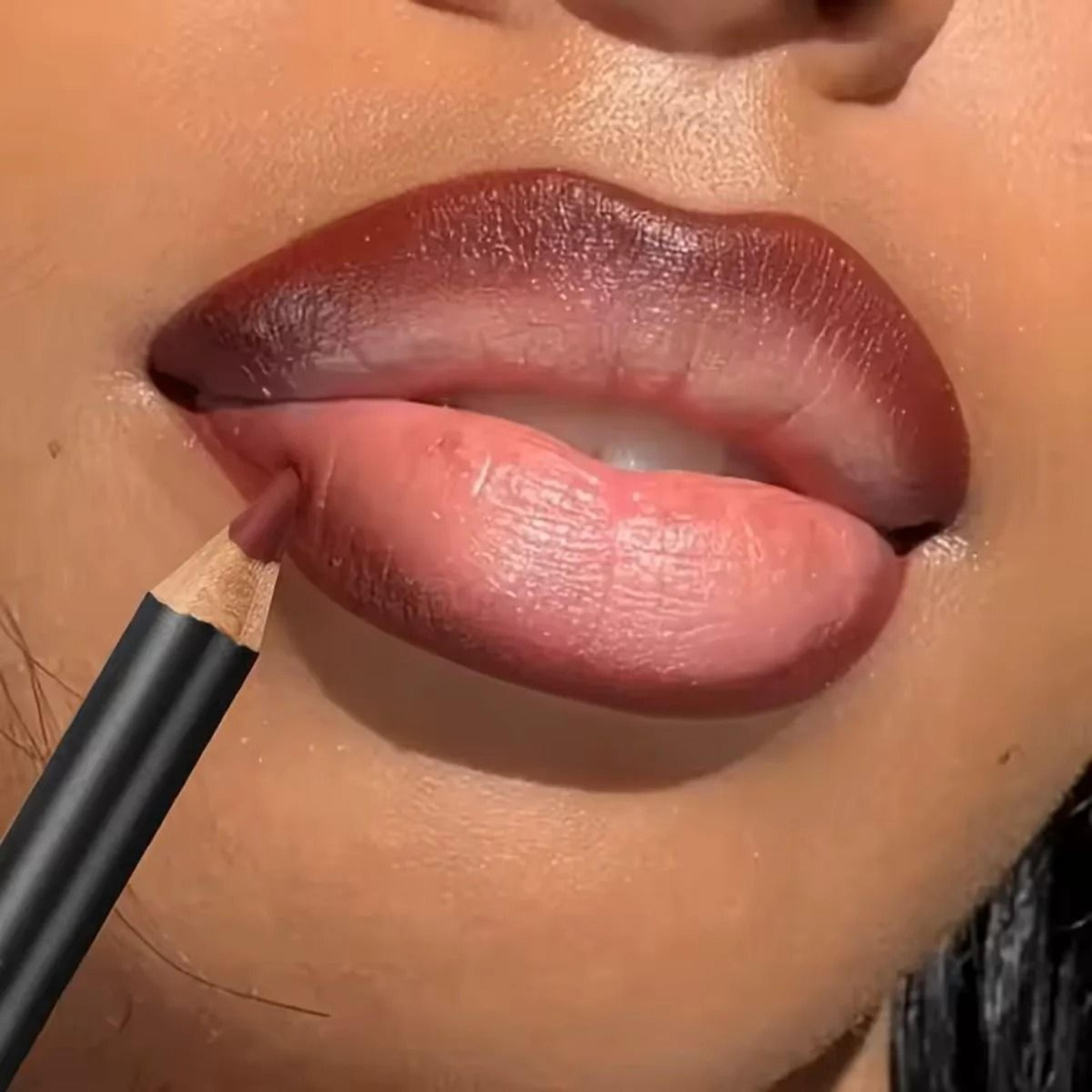 Waterproof Matte Lipliner Pencil Long Lasting Moisturizing Lip Contour Makeup 6