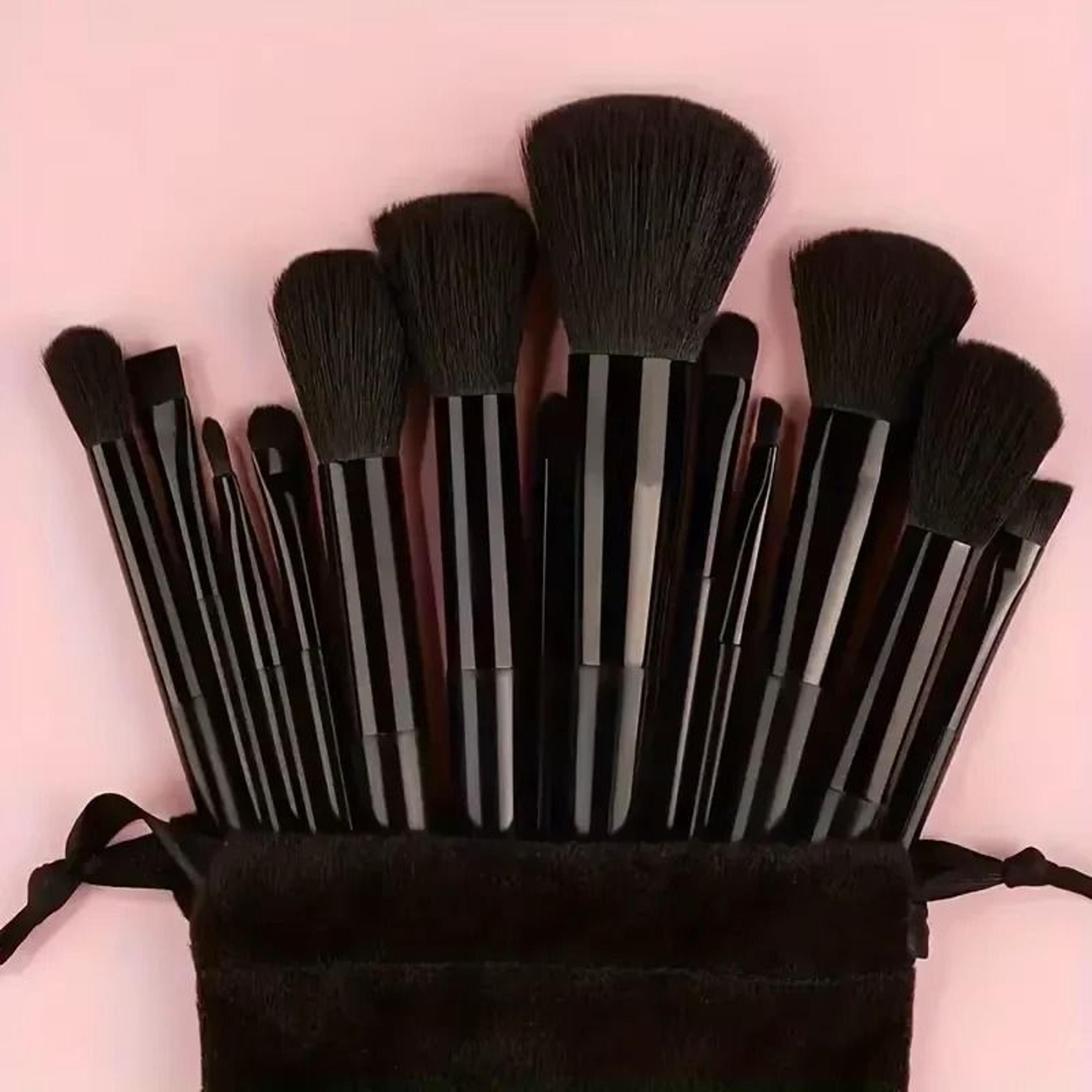 13 Piece Professional Soft Makeup Brush Set With Storage Bag 16