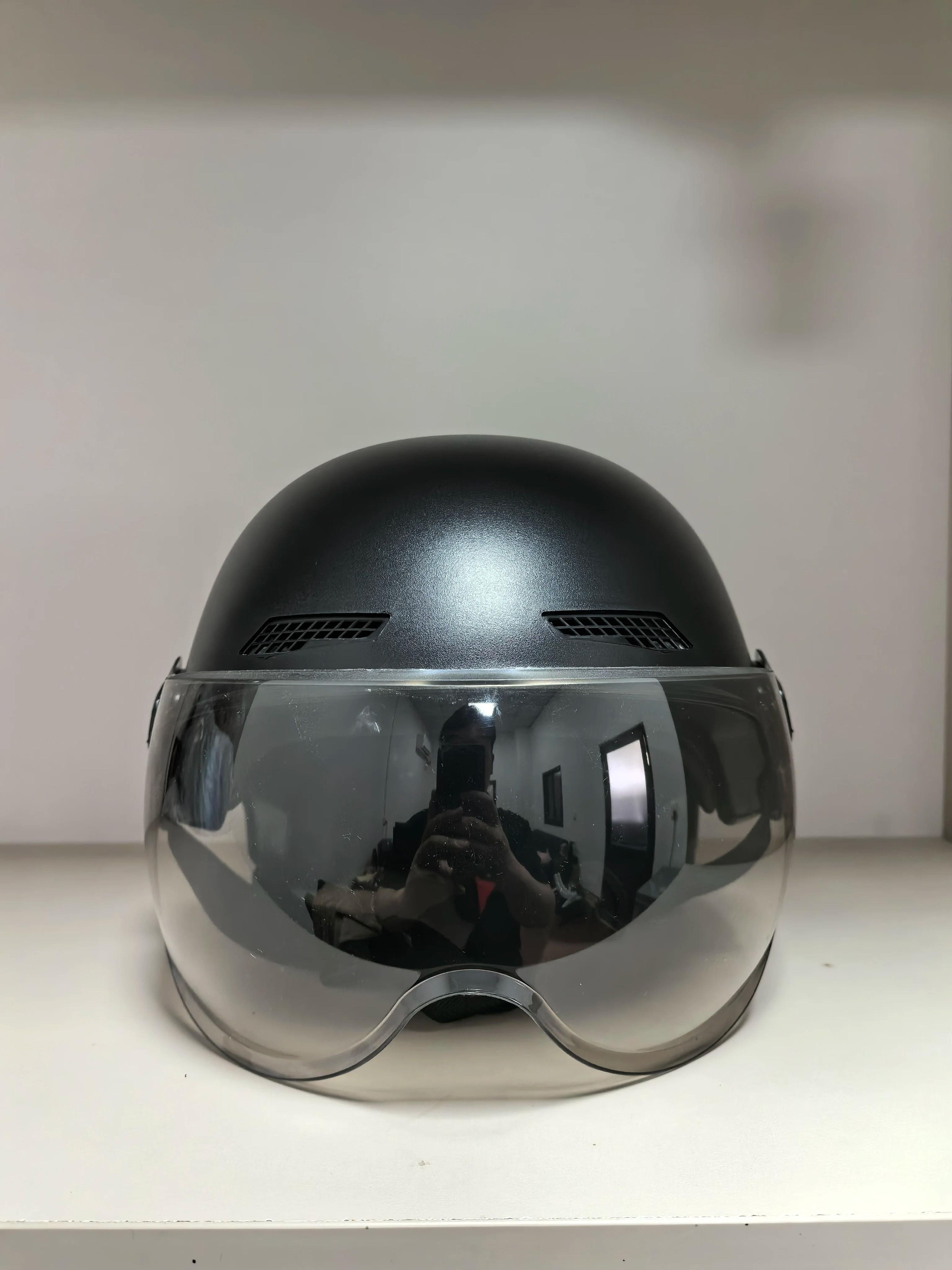 Vintage Black Motorcycle Helmet  Urban Commuter EBike Cycling Gear With Integrated Goggles 2