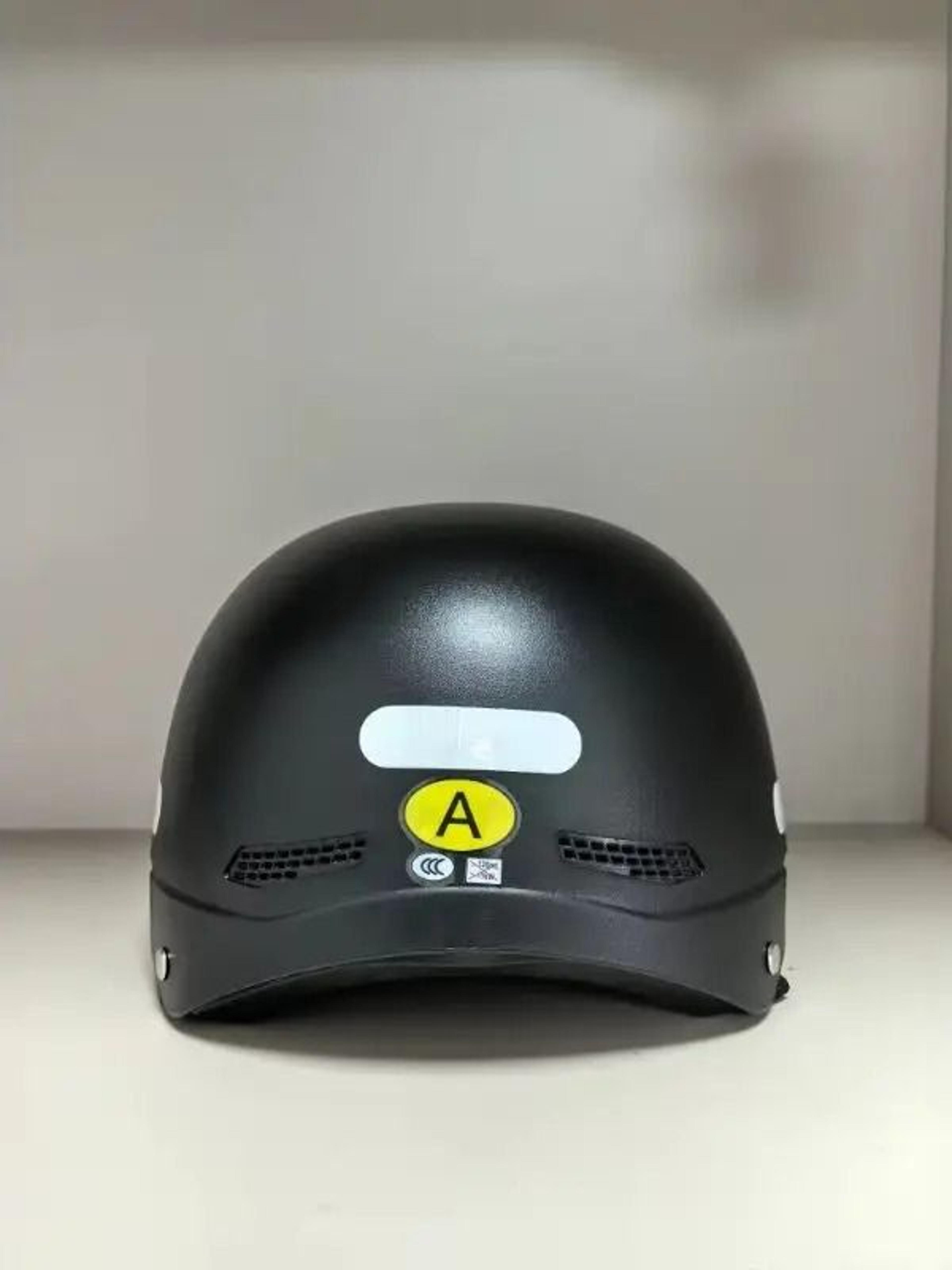 Vintage Black Motorcycle Helmet  Urban Commuter EBike Cycling Gear With Integrated Goggles 3