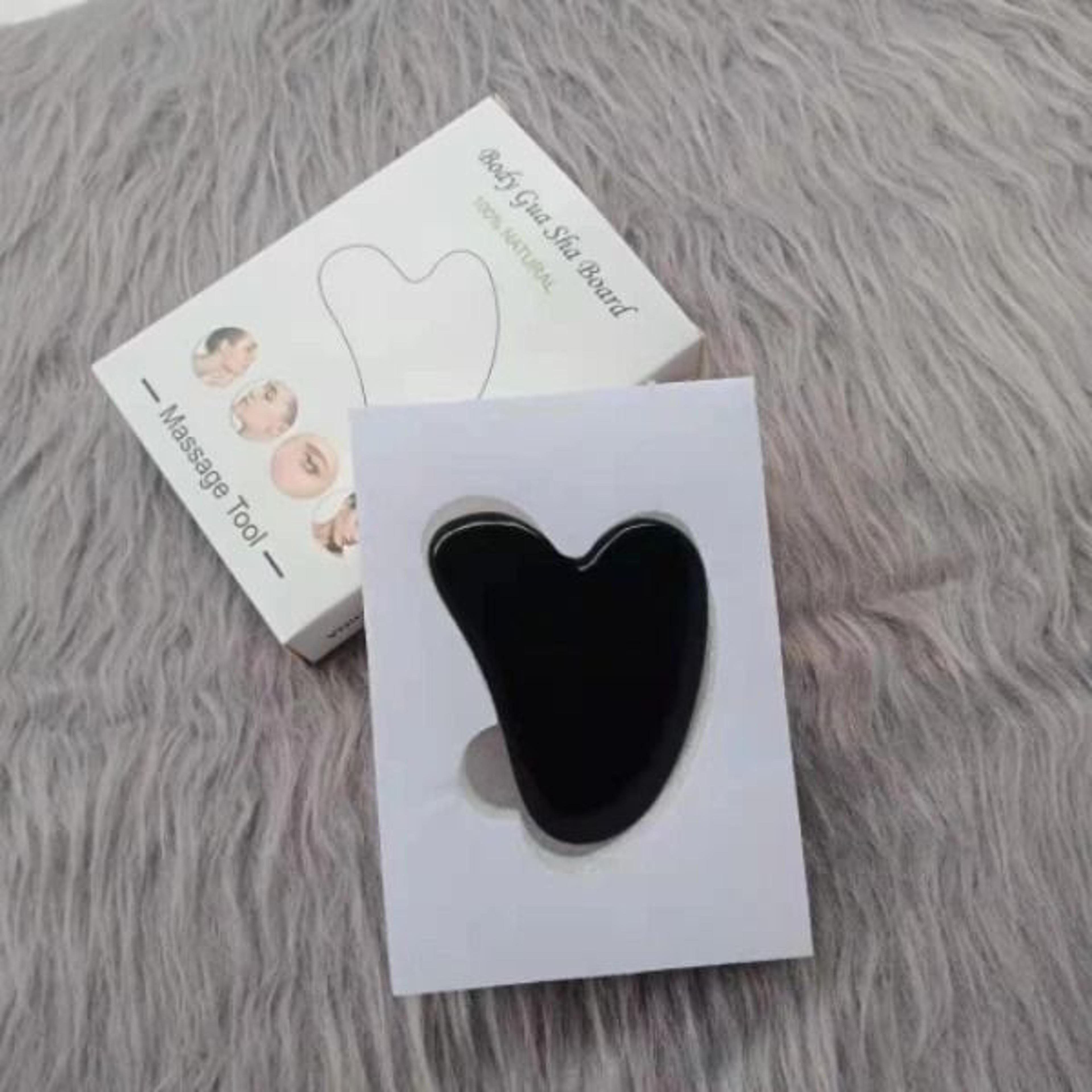 HighQuality Quartz Jade Facial Roller And Gua Sha AntiAging Set 9