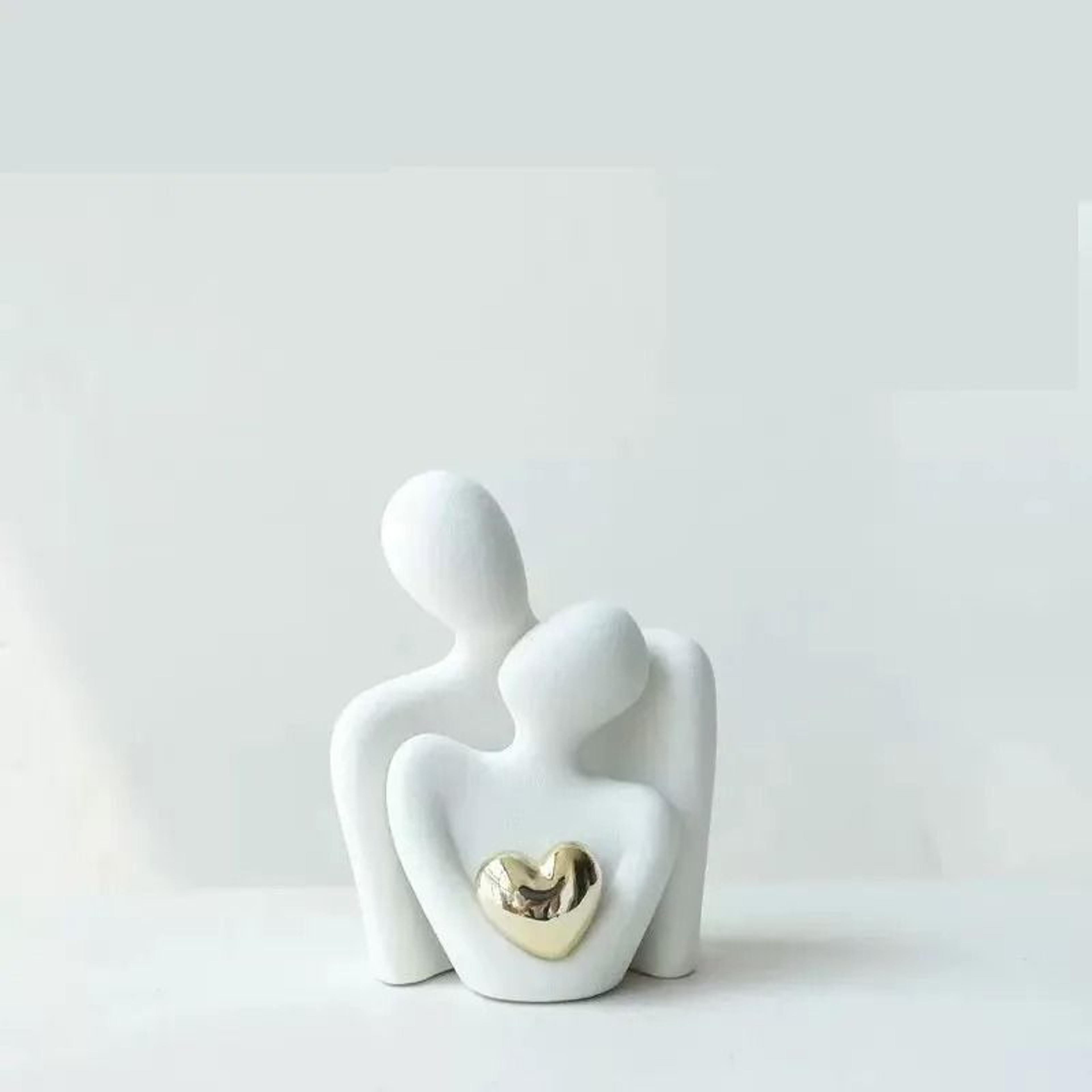Love Embrace Couple Statue  Romantic Minimalist Bedroom Interior Decoration 6
