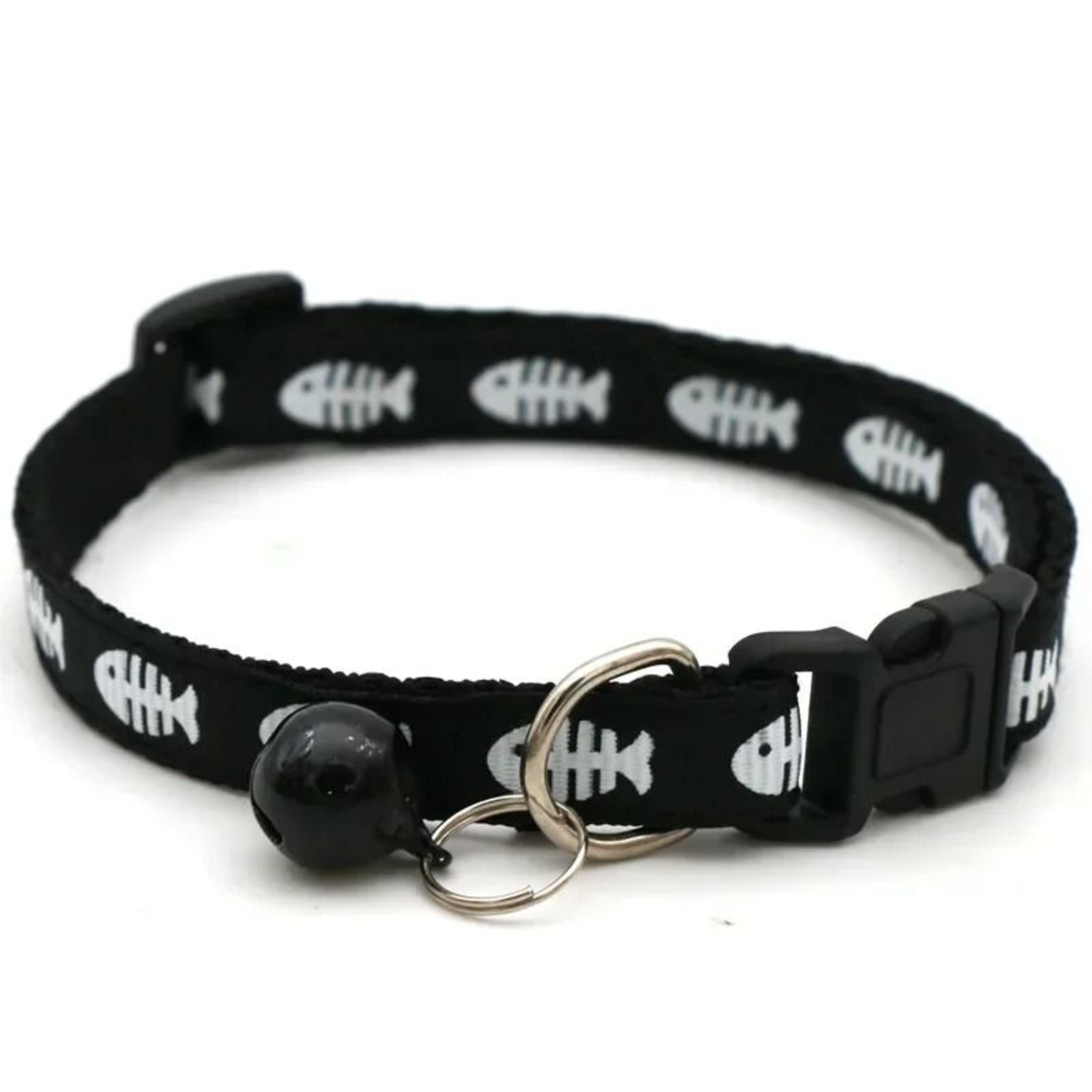 Adjustable Cartoon Fish Bone Cat Collar With Bell 1