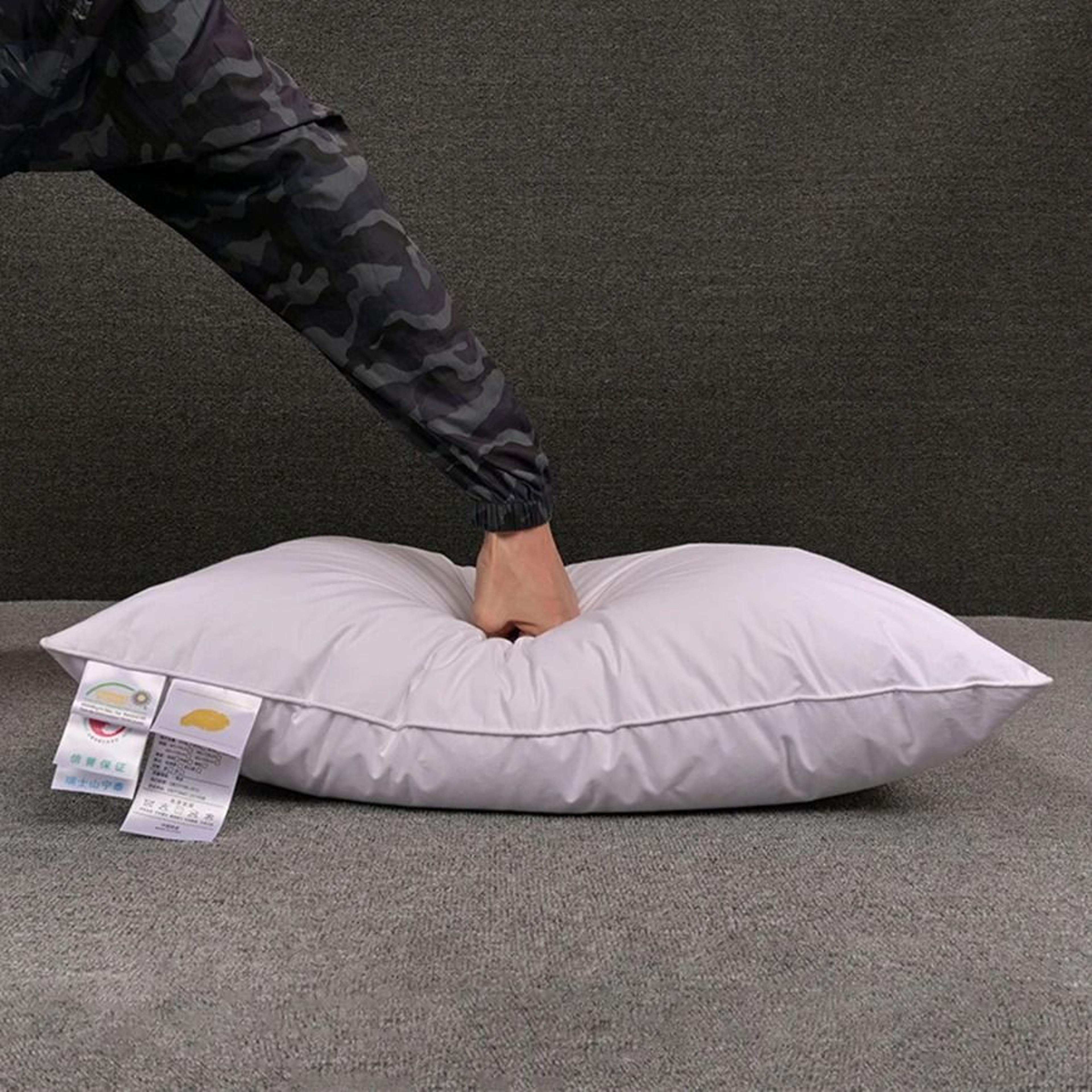 100 White Goose Feather Pillow FiveStar Hotel Grade Orthopedic Neck Pillow 48x74cm 1