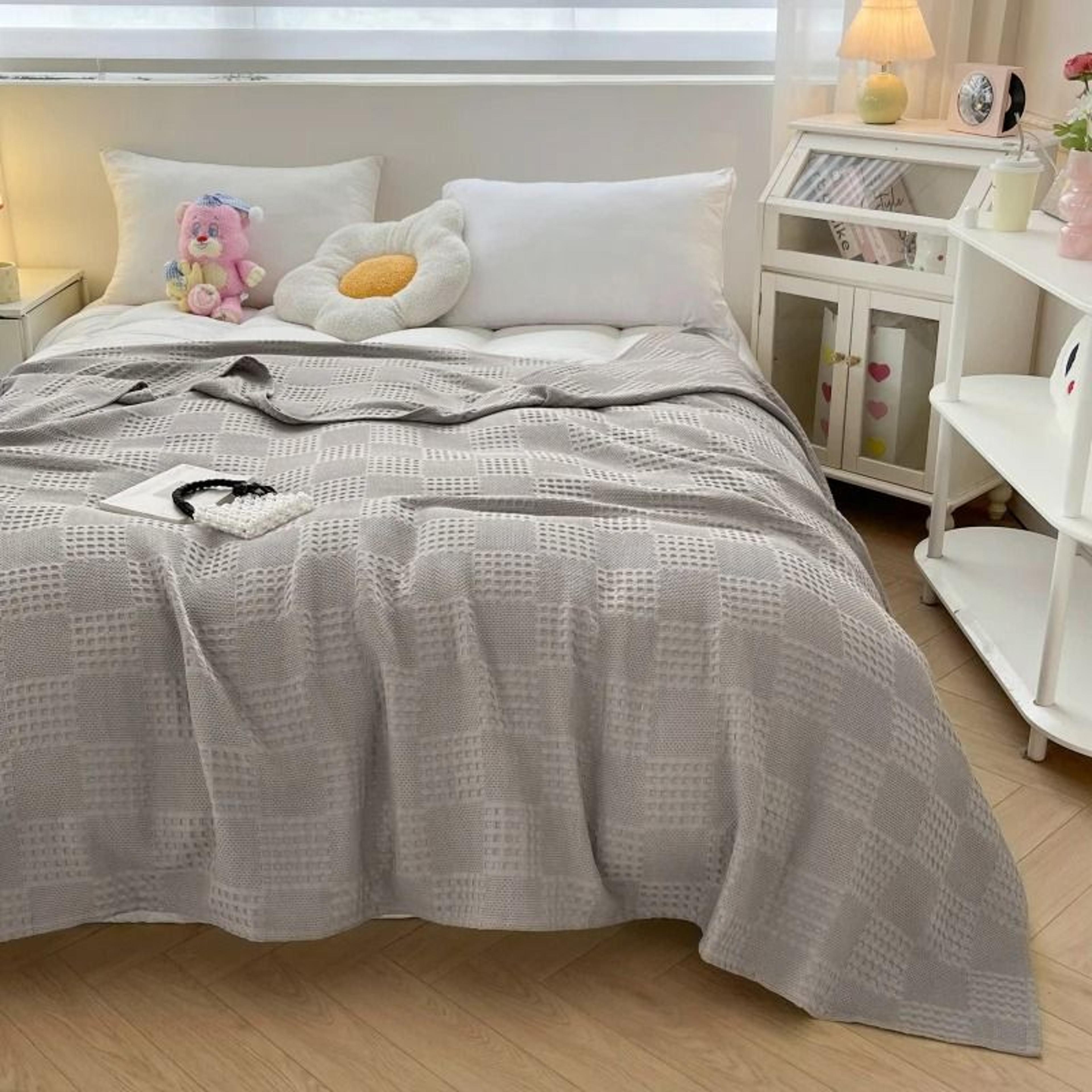 100 Cotton Waffle Weave Throw Blanket Soft Breathable Plaid Blanket For Sofa  Bed 2