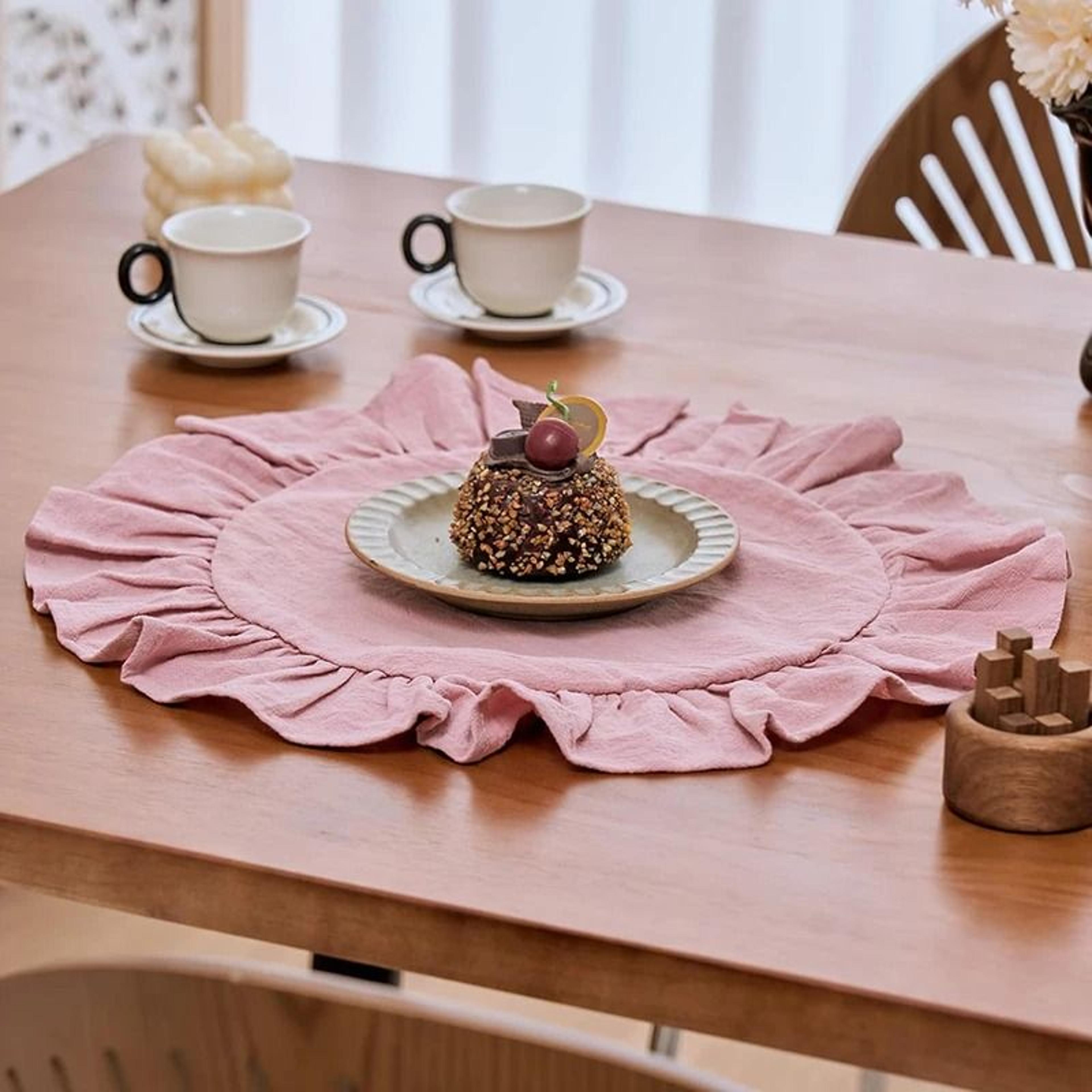 Set Of 4 Ruffle Placemats  Washable Cloth Napkins Farmhouse Table Mats For Dining Weddings  Home De 11