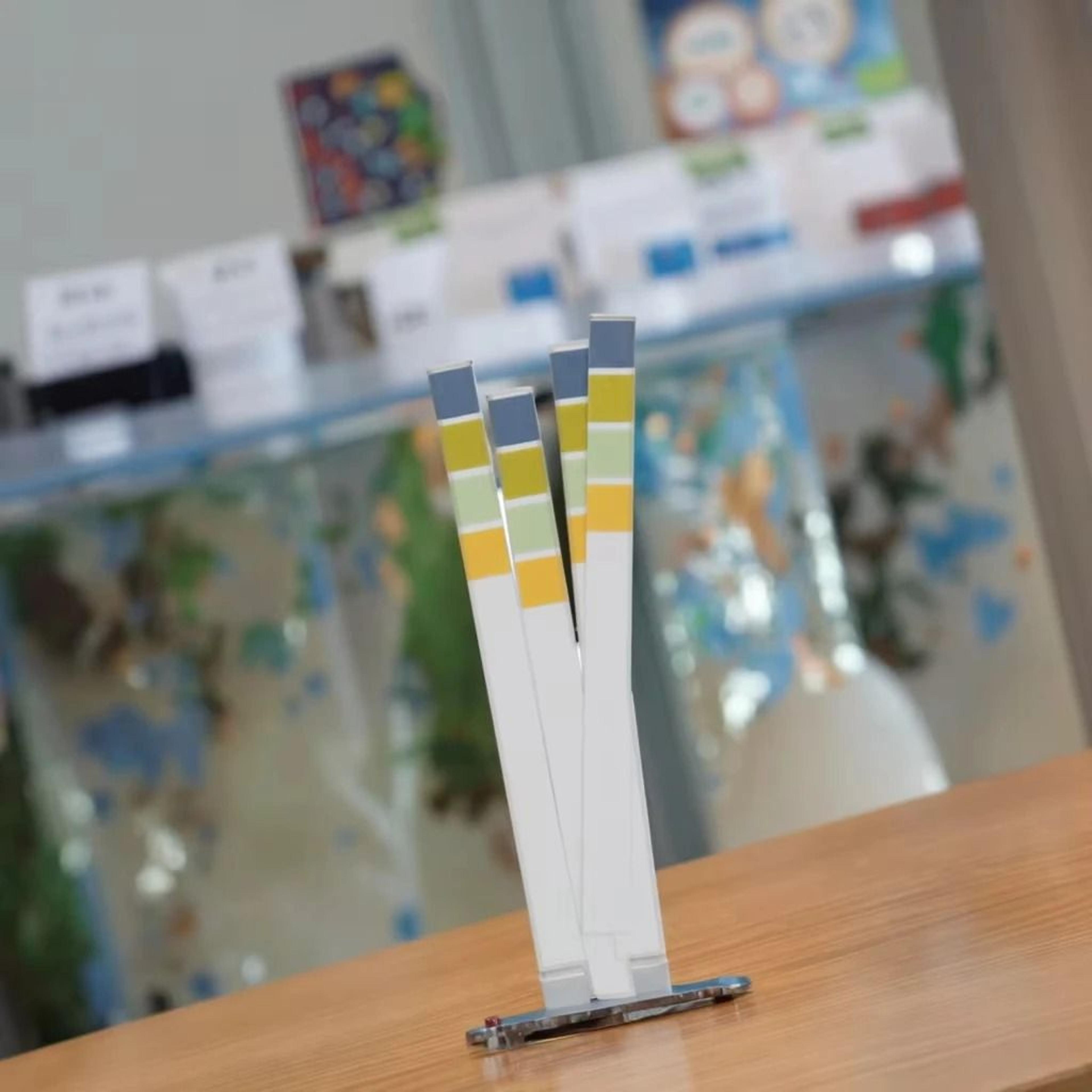 100pcs Universal PH Test Paper Litmus Paper Full Range 114 Acidic Alkaline Indicator Strips 2