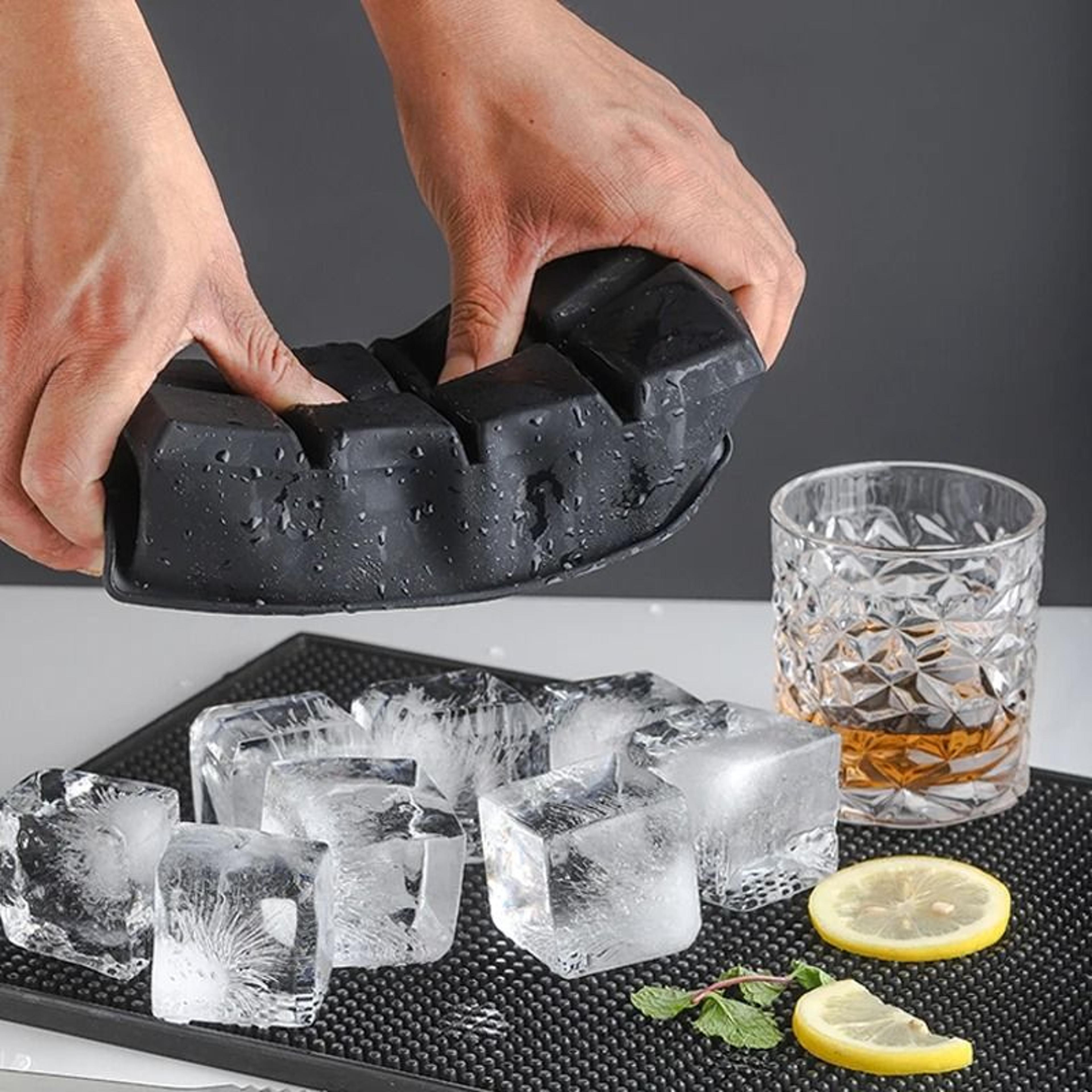 15-grid square silicone ice cube mold tray for summer drinks & cocktails