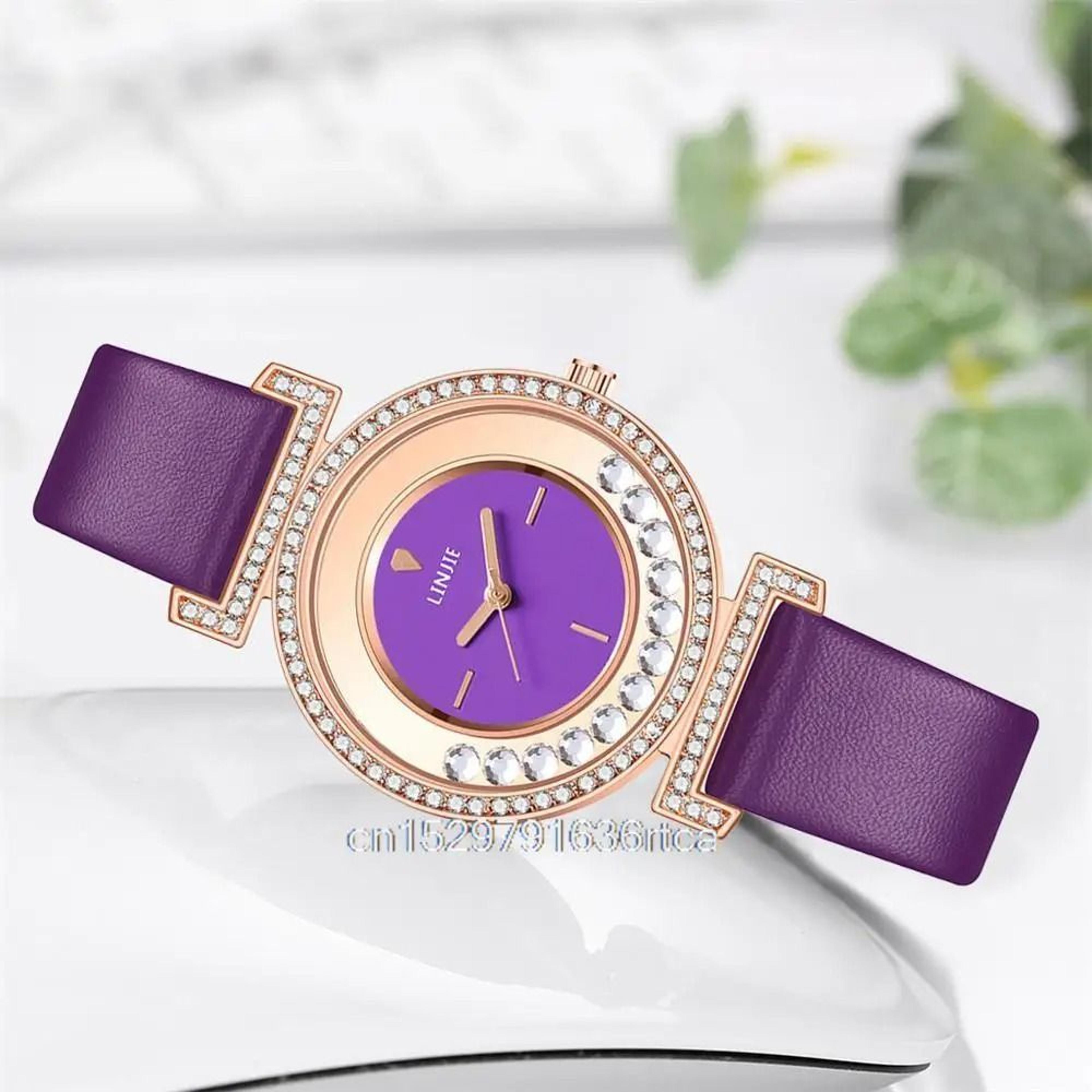Exquisite Minimalist Diamond Dial Leather Strap Quartz Watch For Women 2