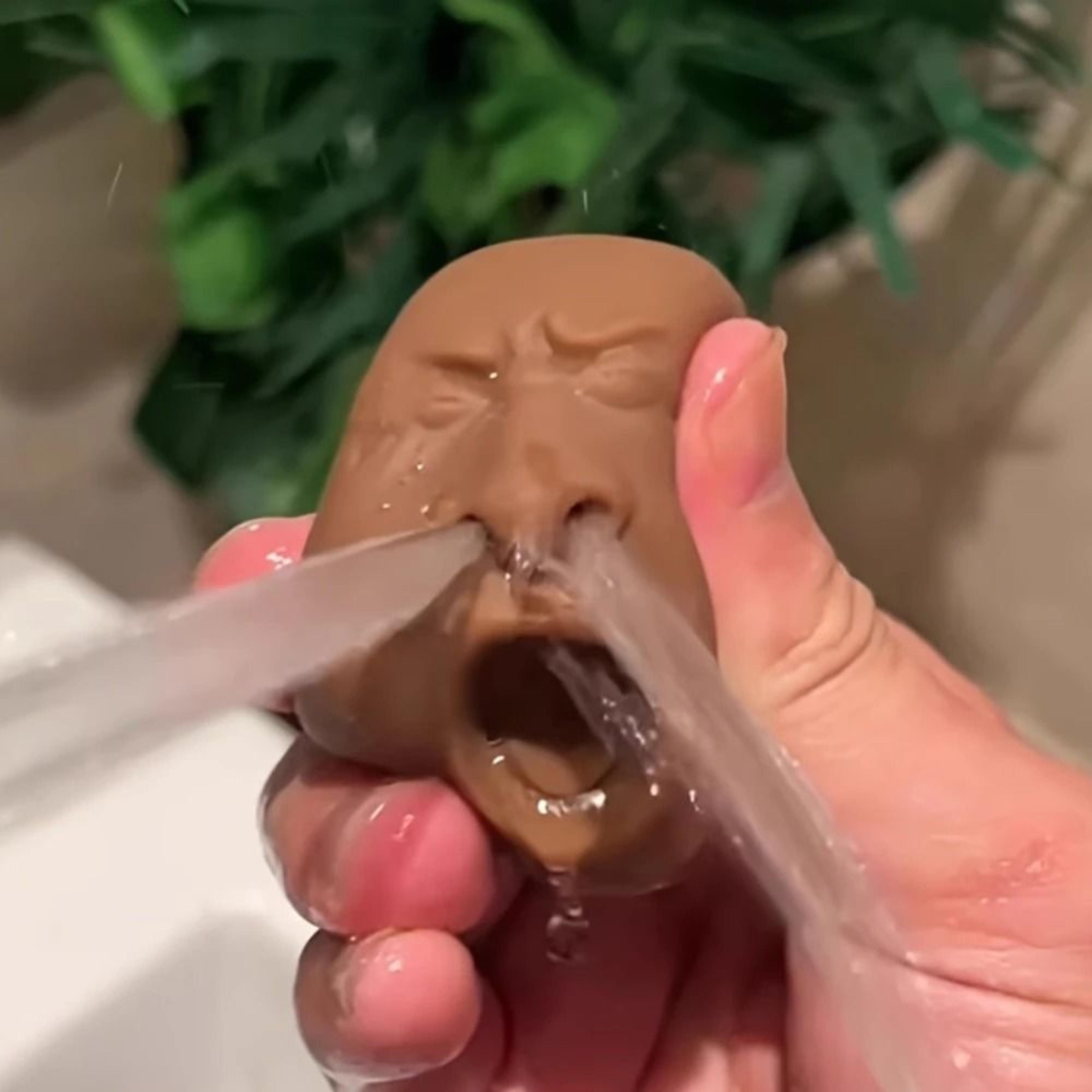 Yawning Tea Pet Funny Squeeze Toy Water Spray Creative Novelty Prank Desk Decor 3