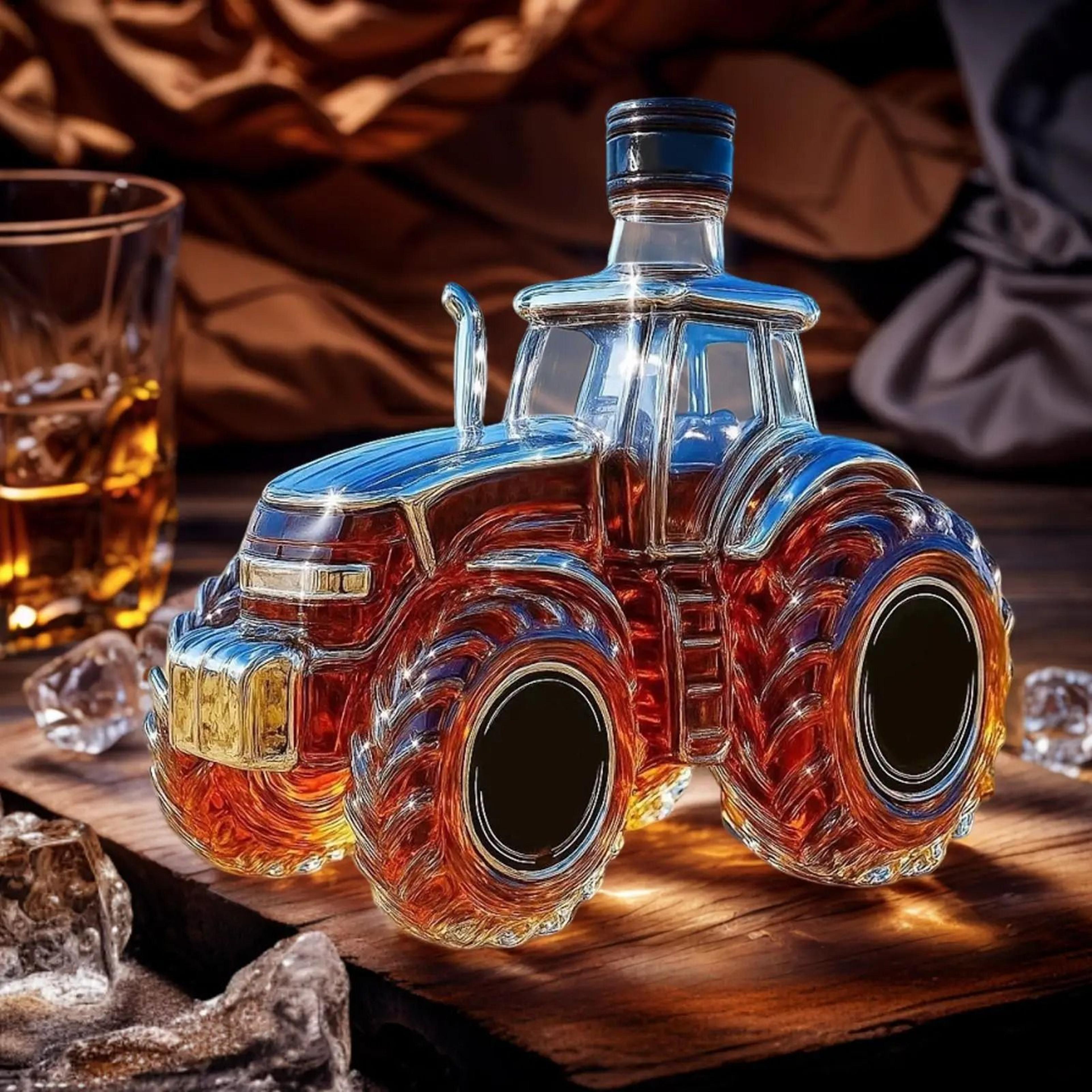 Handcrafted Tractor Whiskey Decanter 300ml Novelty Glass Liquor Dispenser Bottle 3