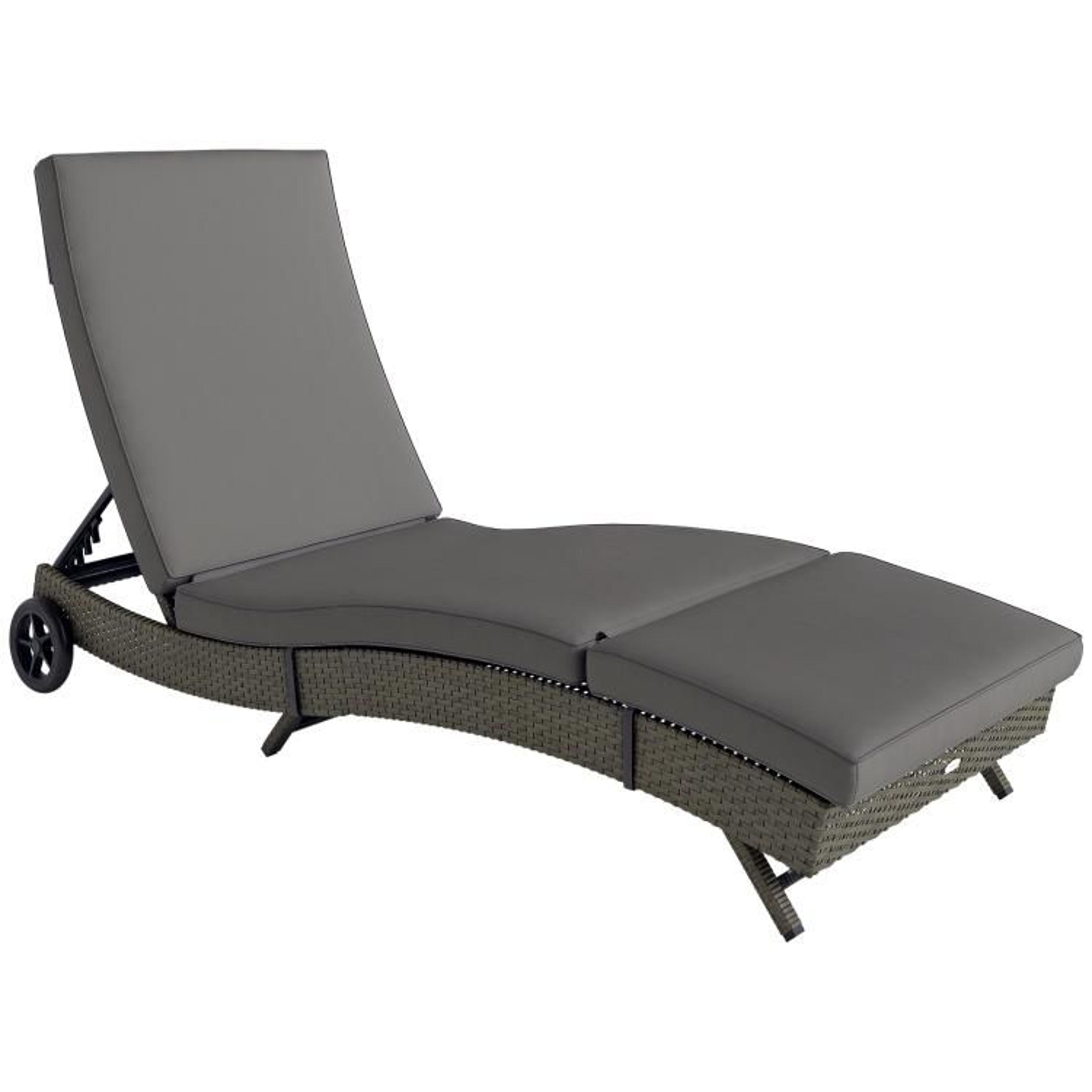 outdoor wicker chaise lounge chair with 5-position adjustable backrest and wheels