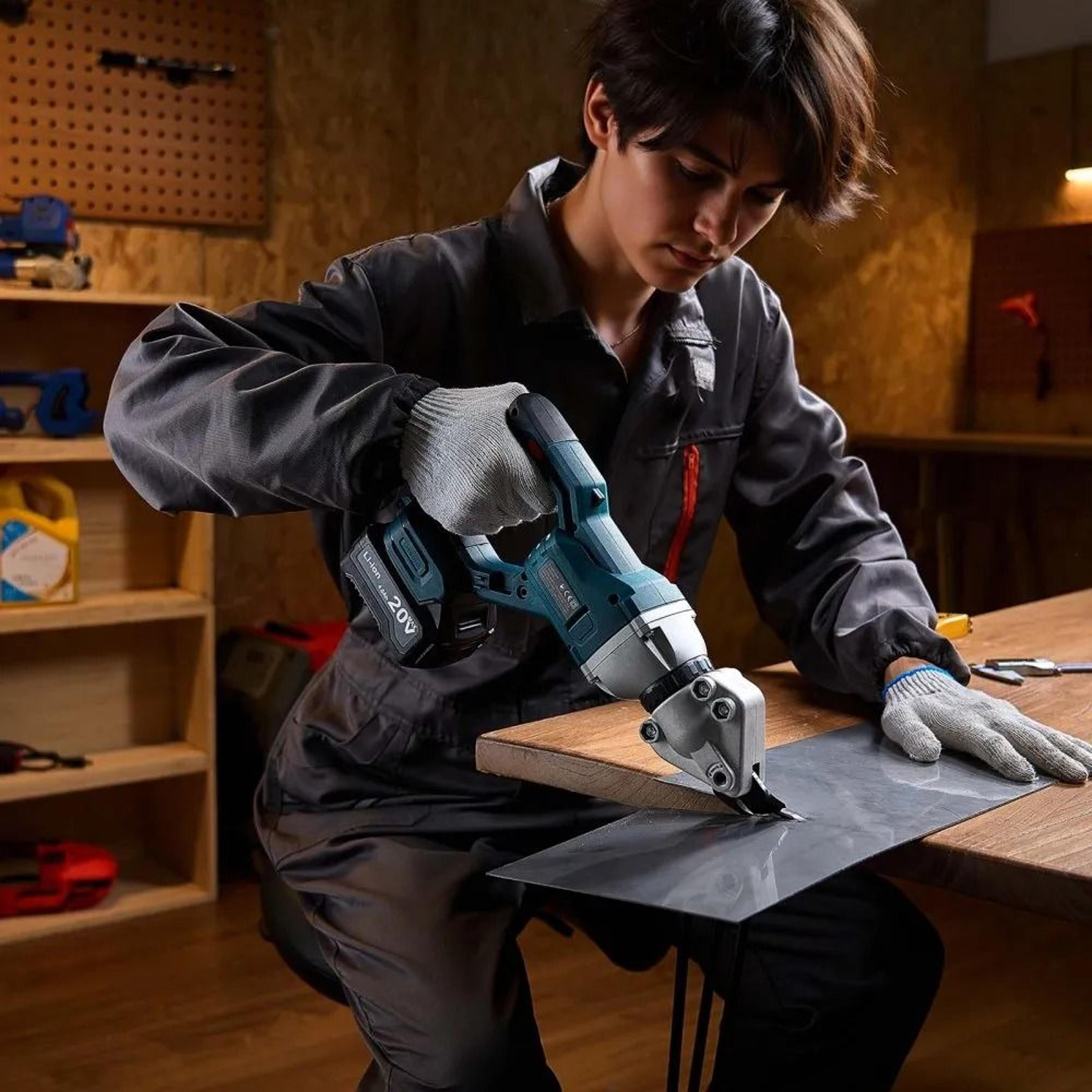 Cordless Metal Shear Sheet Metal Cutter With 360 Degree Pivoting Head And Double Blades 6