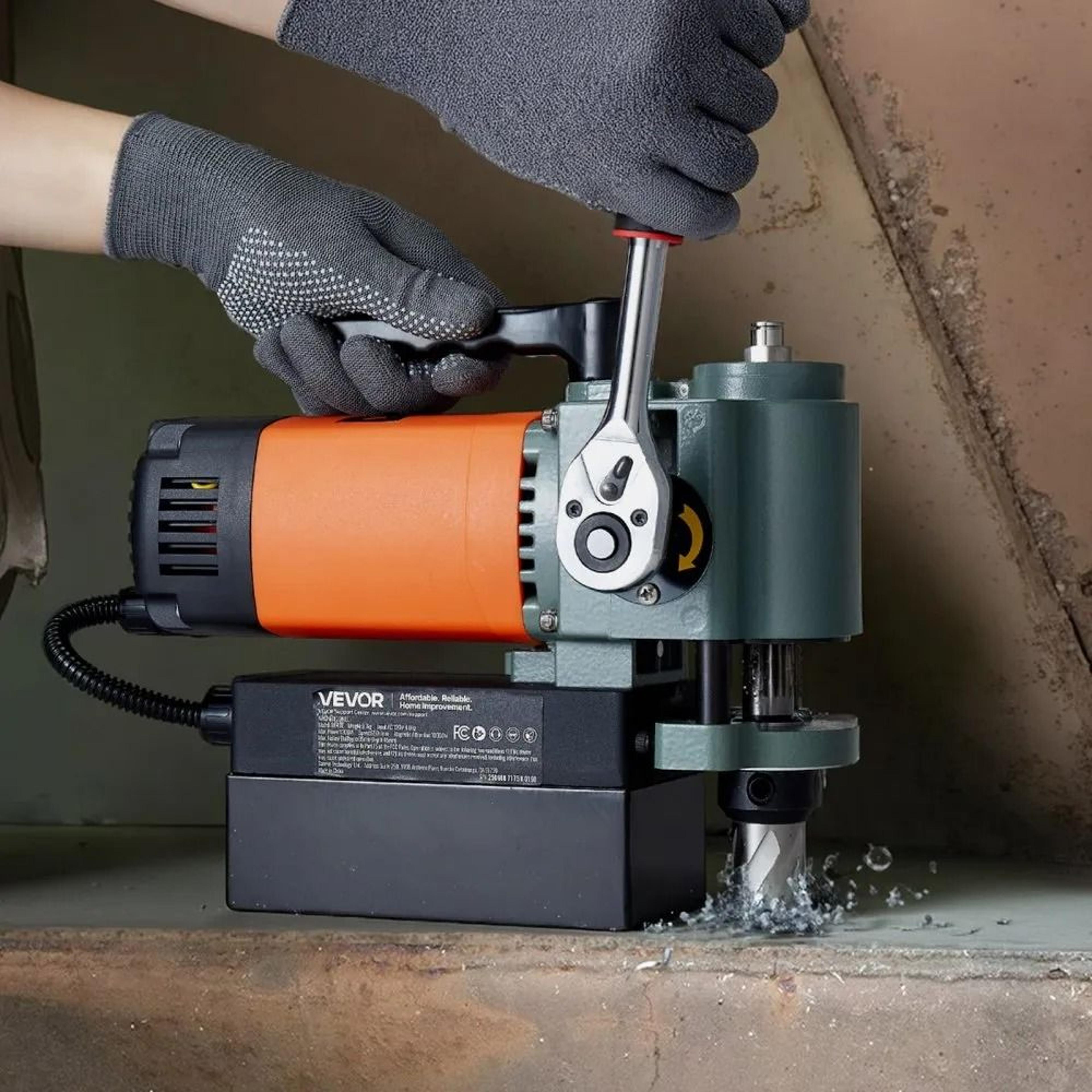 Low Profile Magnetic Drill Press 1300W Portable Mag Drill Machine For Metal Drilling 6