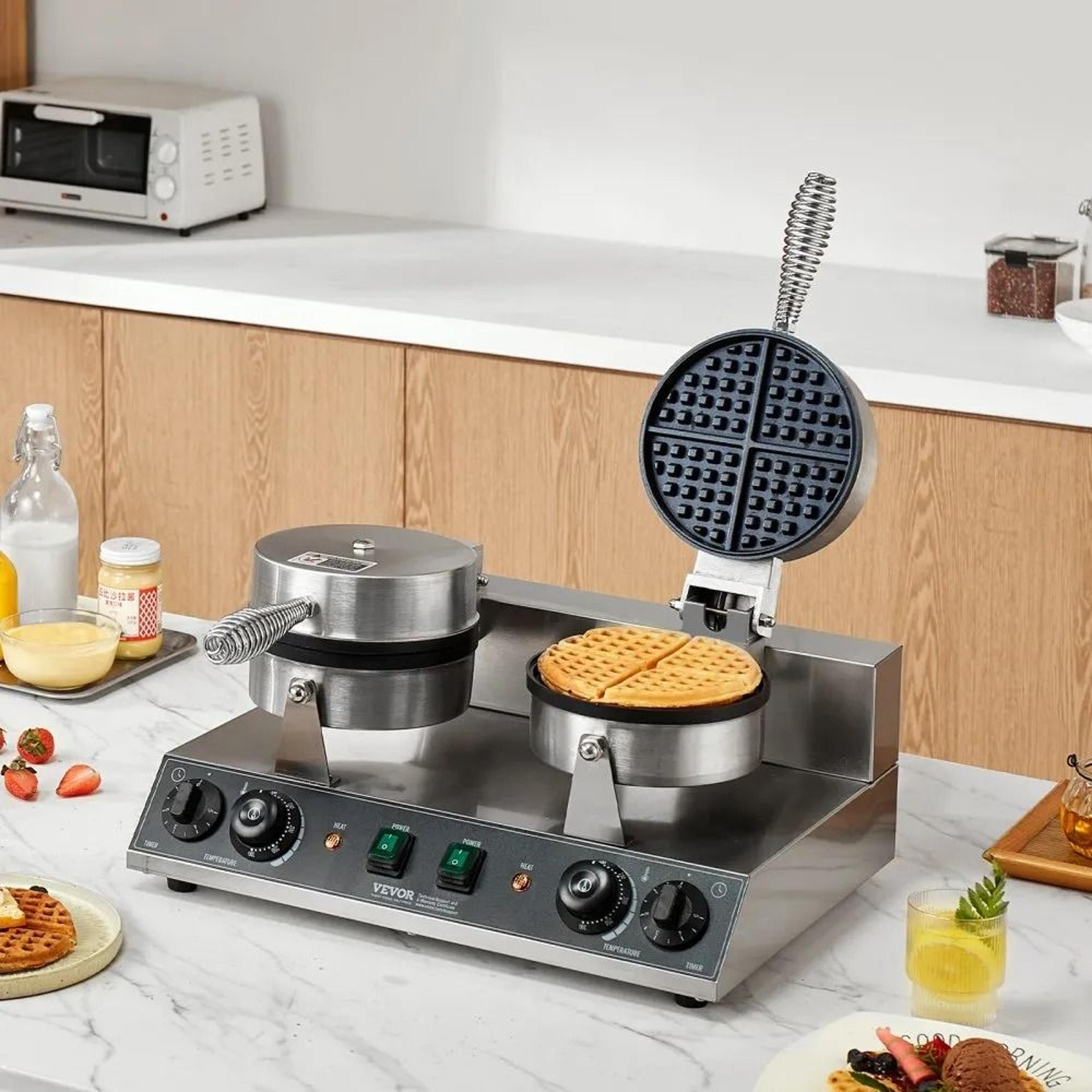 Commercial Belgian Waffle Maker Dual Head 2460W Non Stick Round Waffle Iron 5