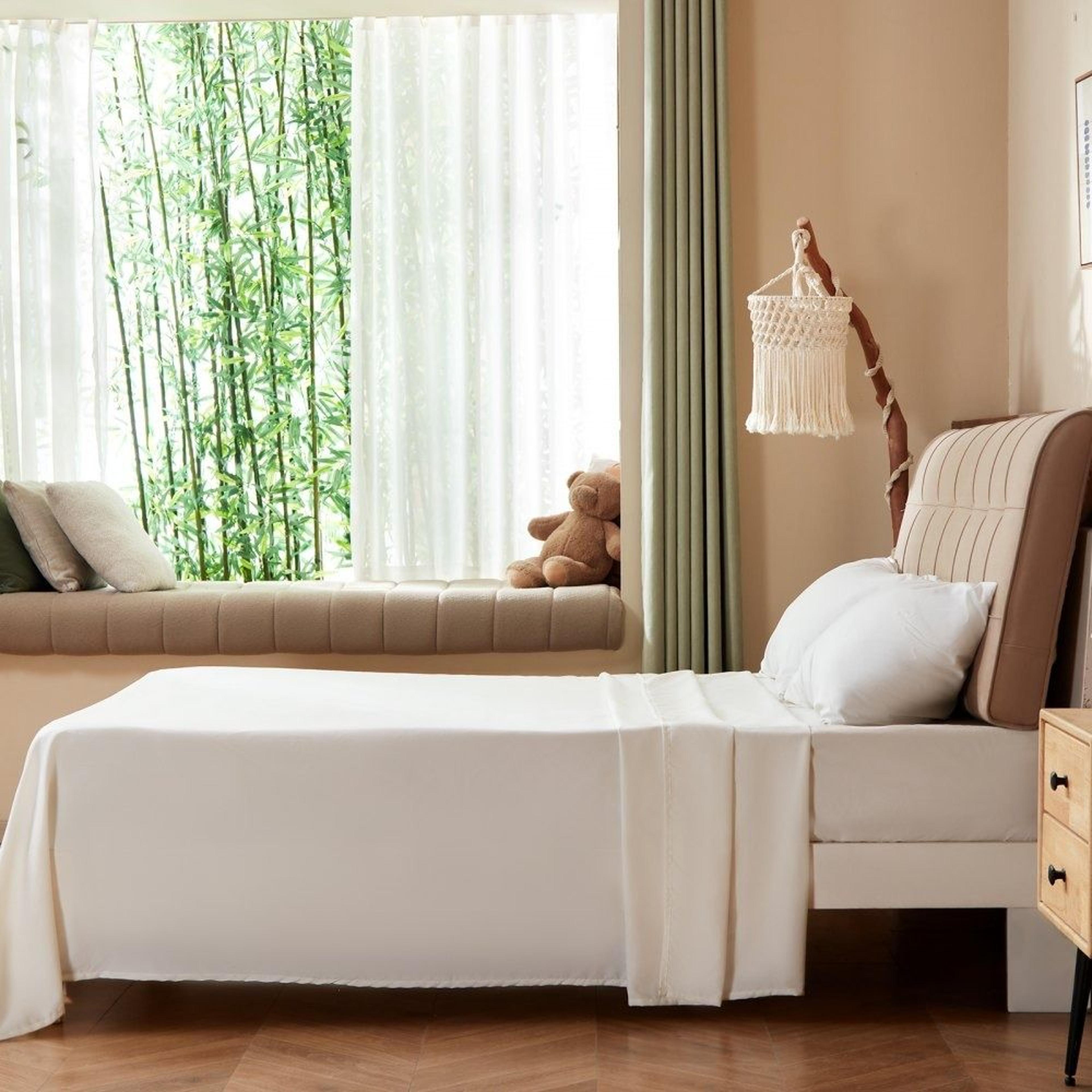 Queen Size 4Piece Bed Sheet Set With Soft Brushed Microfiber And 16Inch Deep Pocket 3
