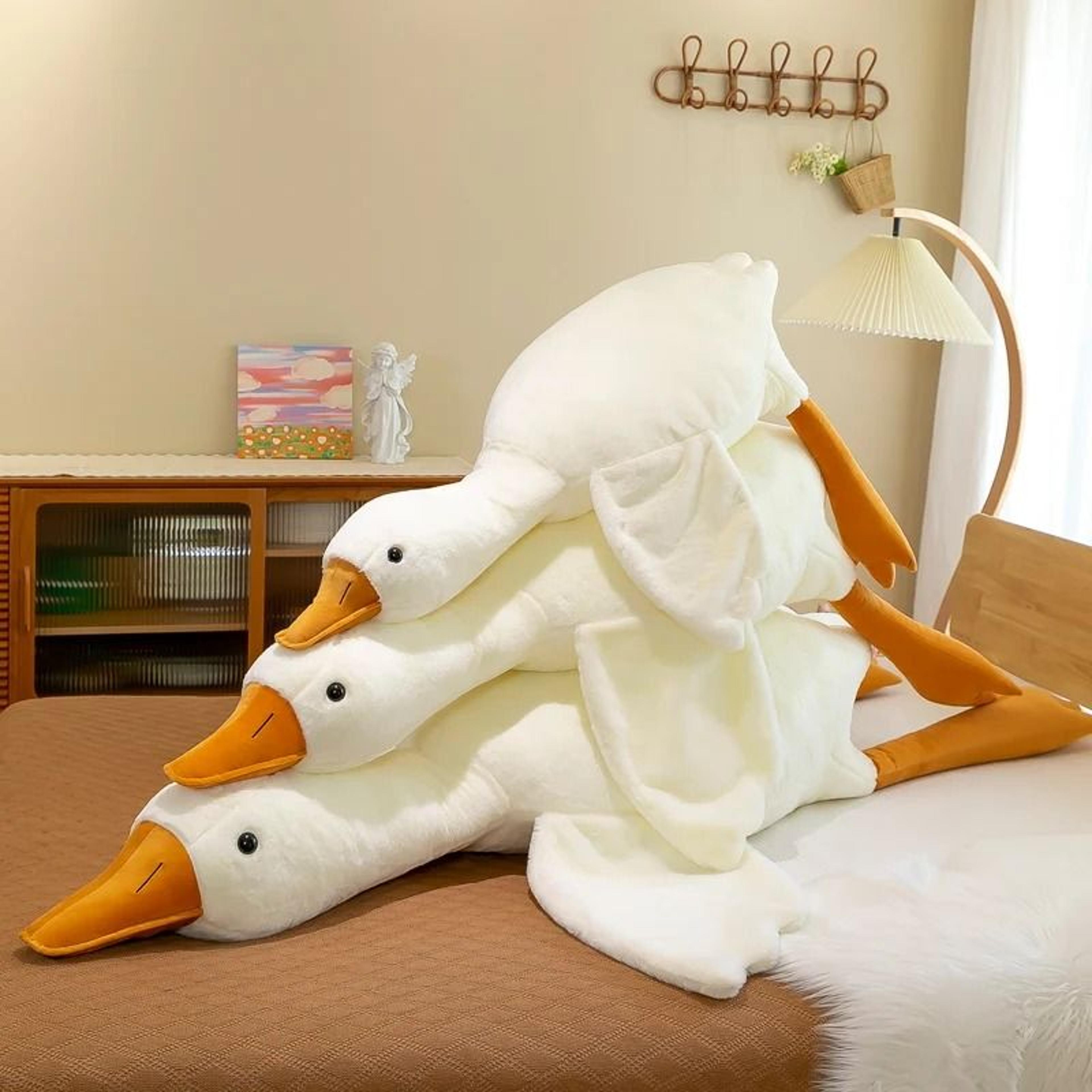 Big White Goose Plush Pillow Soft Toy For Bed Or Gift In Multiple Sizes 1