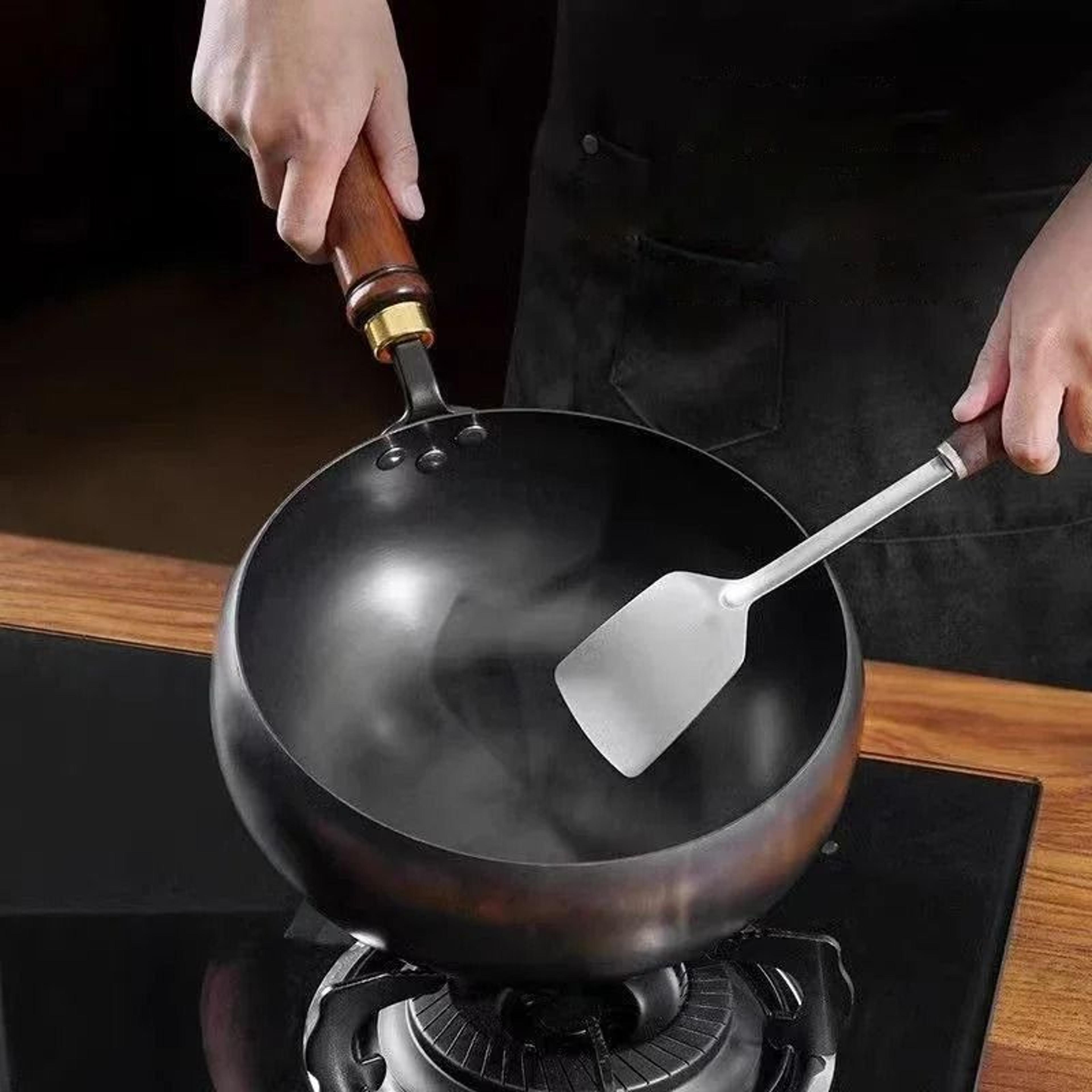 handmade forged non stick pan with wood or glass lid