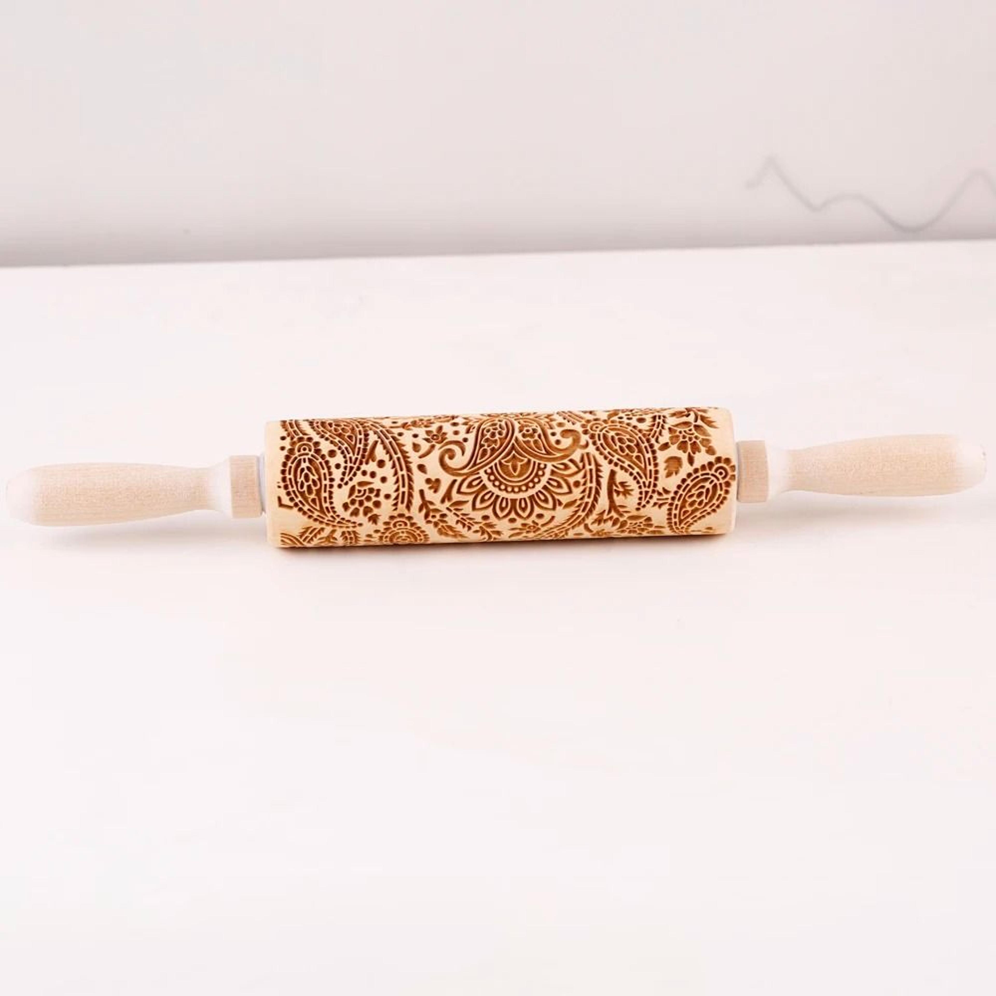Engraved Wooden Rolling Pin For Decorative Baking 4