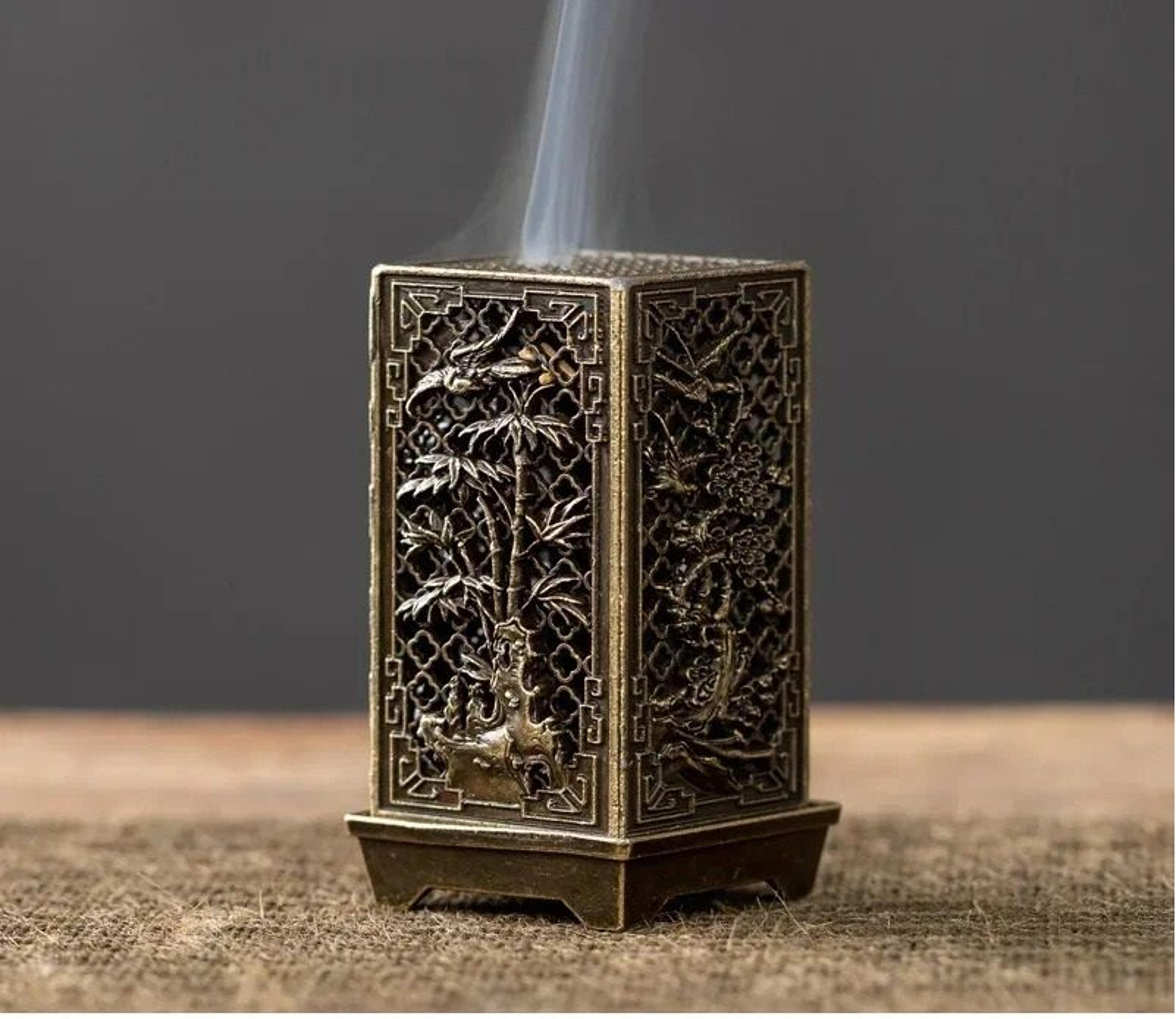 Elegant Metal Aroma Holder 6