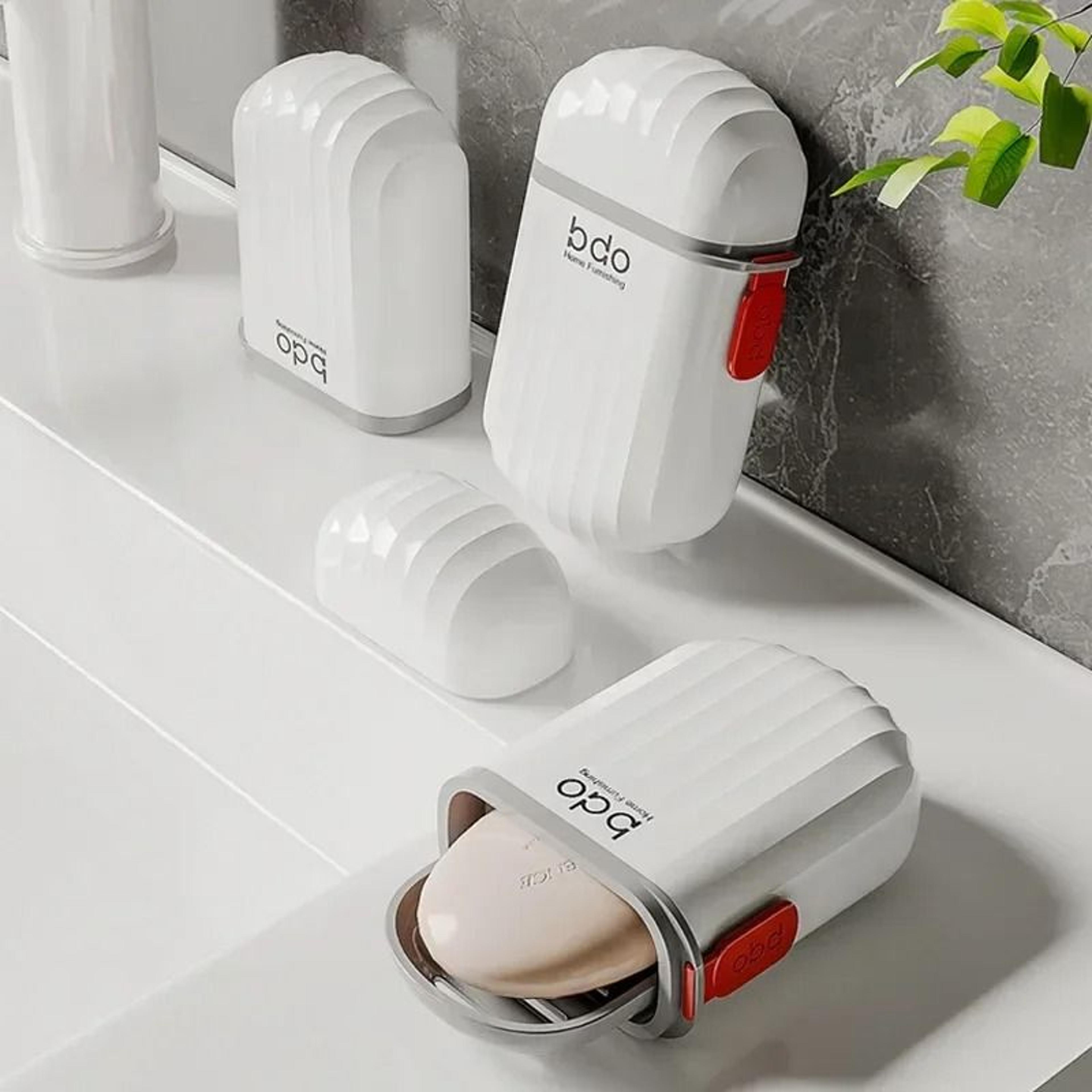 Travel Portable Soap Box With Drainable Lid 2