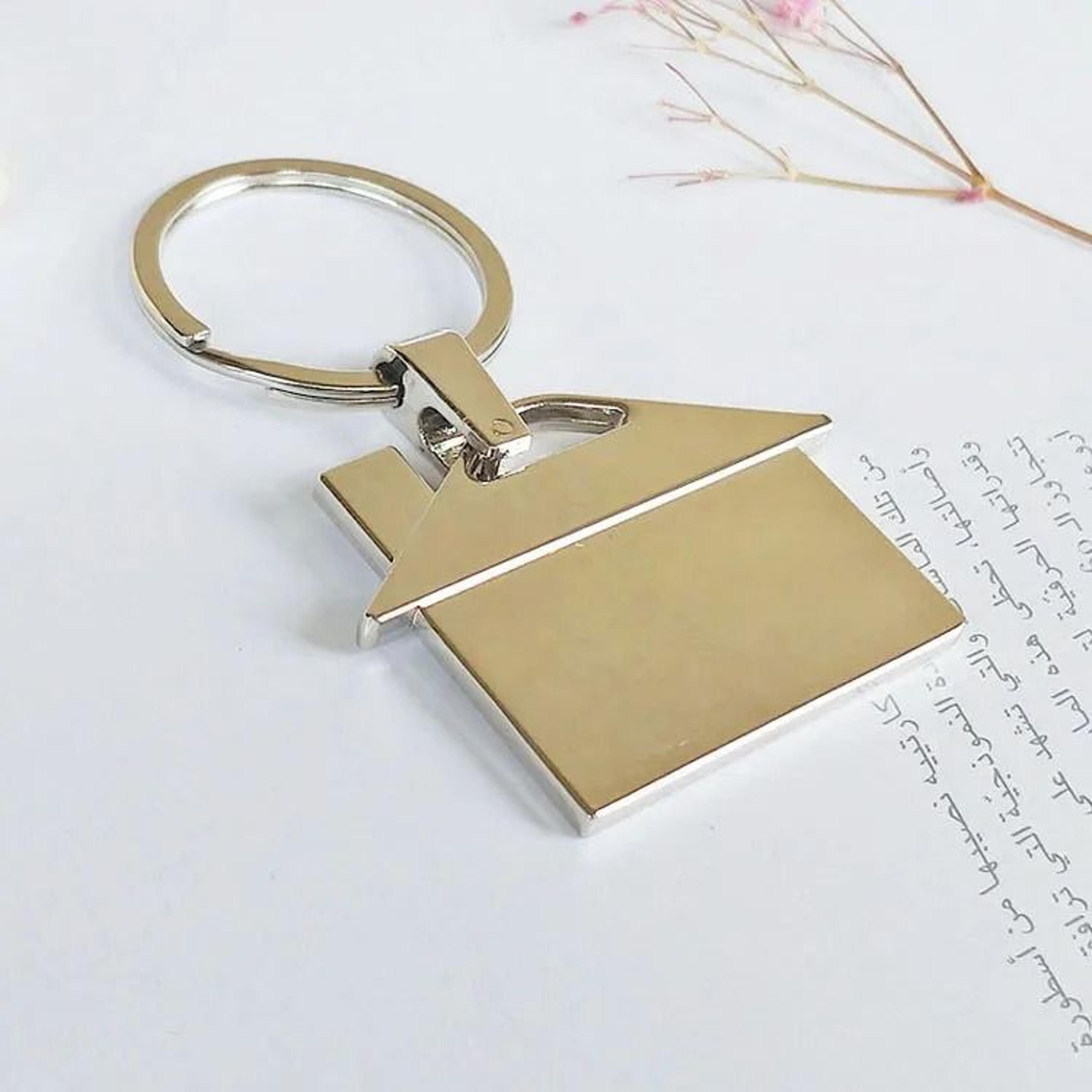 Cartoon House With Window Keychain Bag Charm For Men Women 2