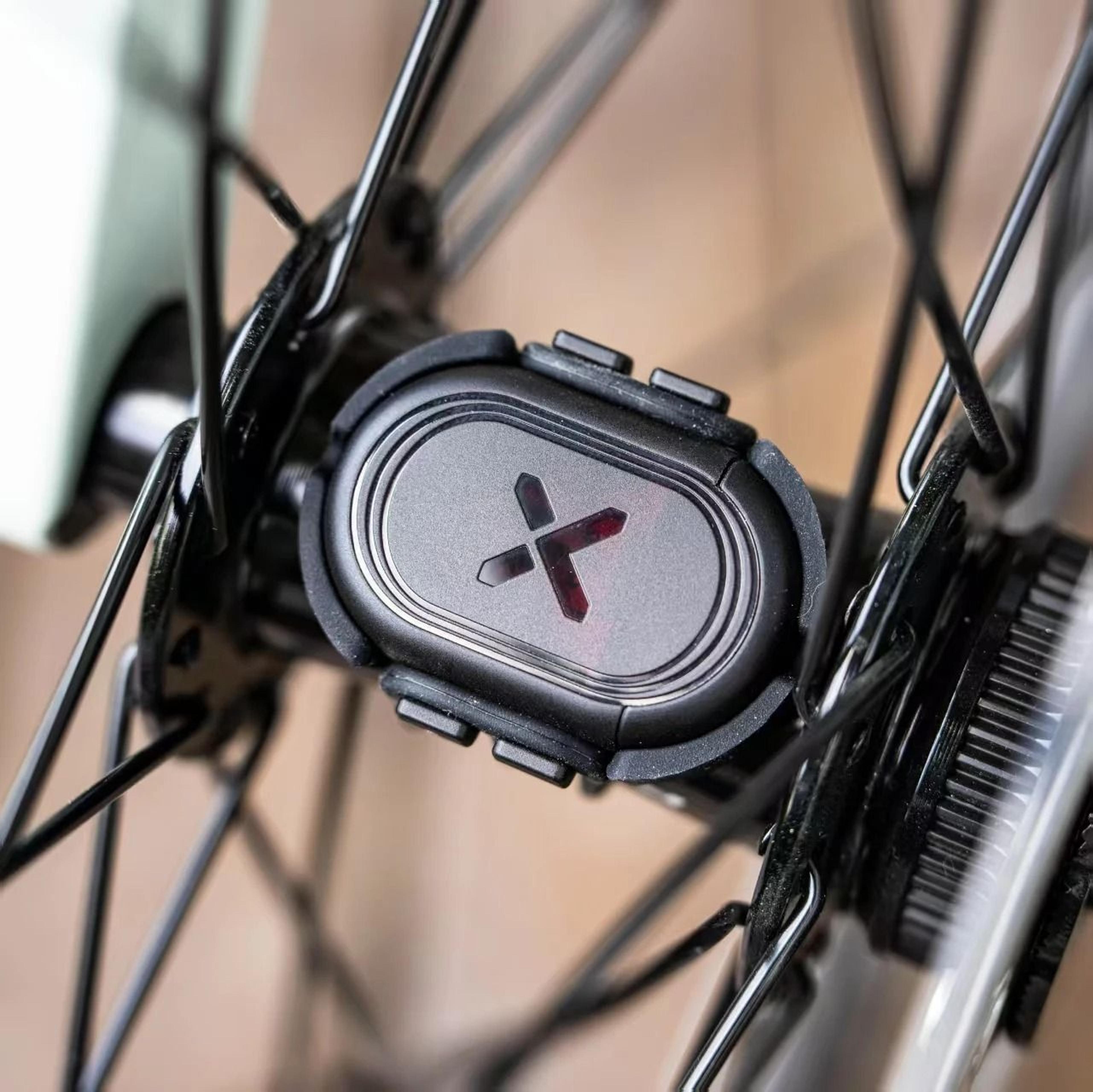 dual mode wireless cycling speed and cadence sensor