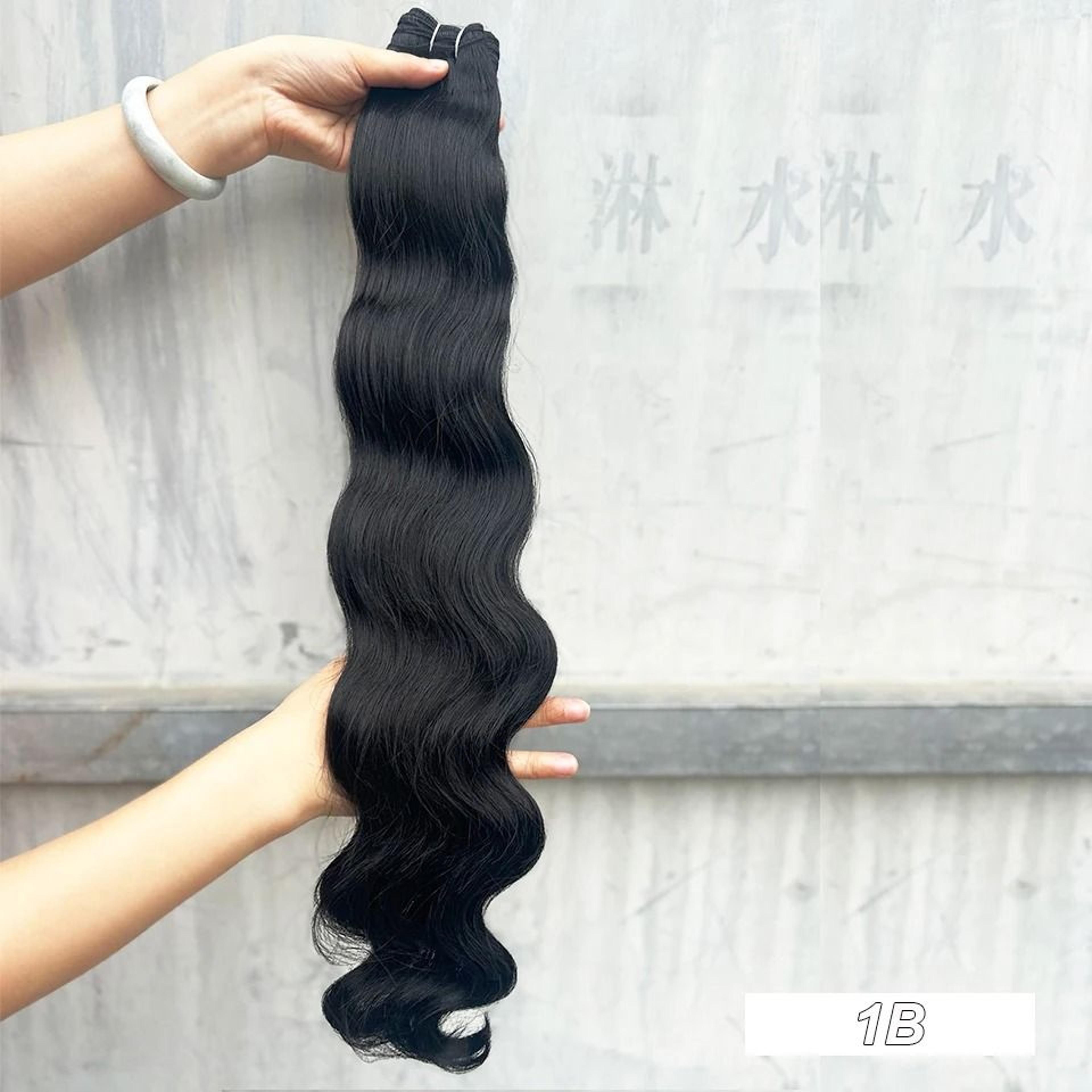 Professional Series 30Inch High Temperature Synthetic Body Wave 16