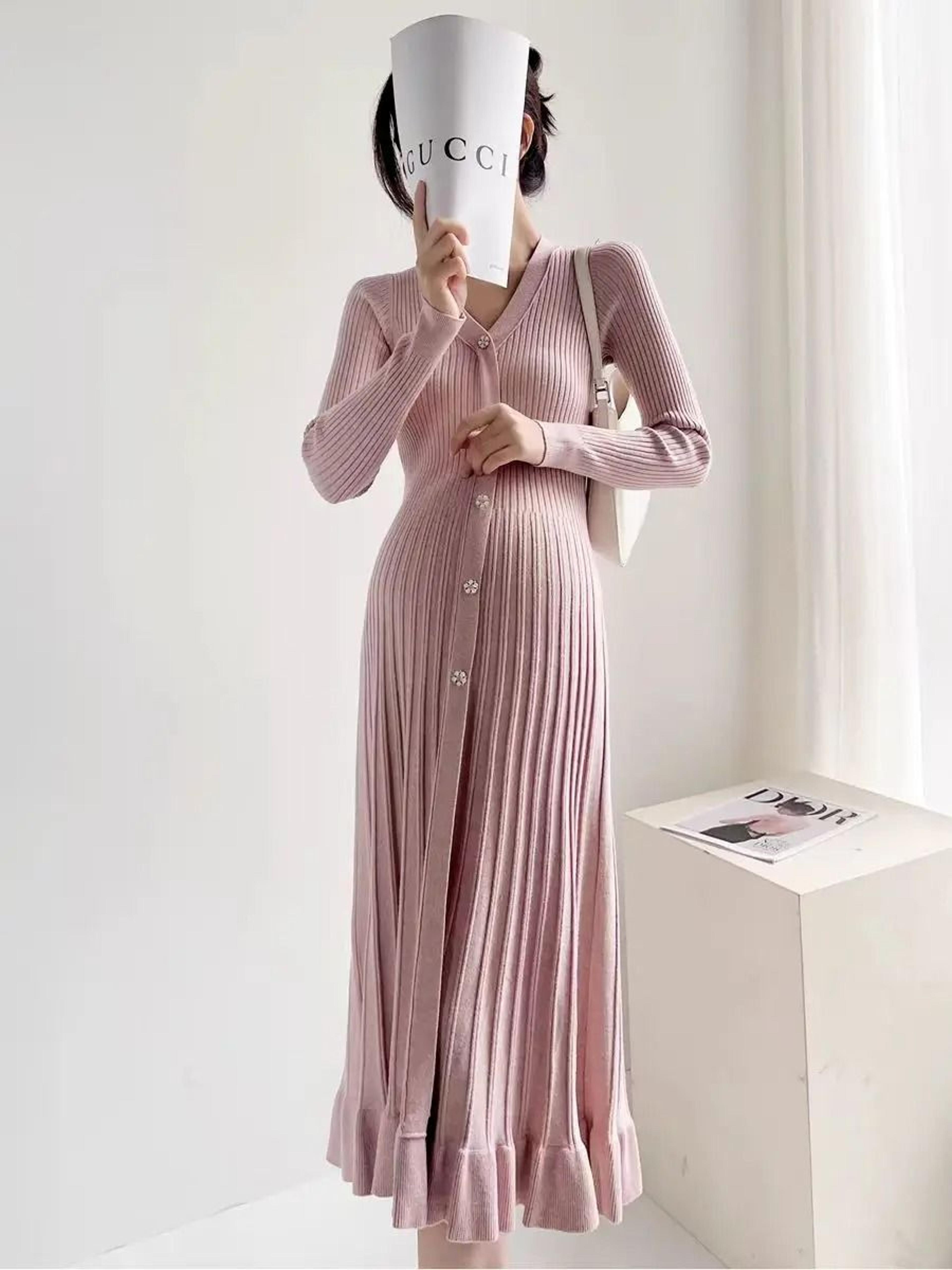 Single Breasted V Neck Fishtail Maternity Knit Dress 4