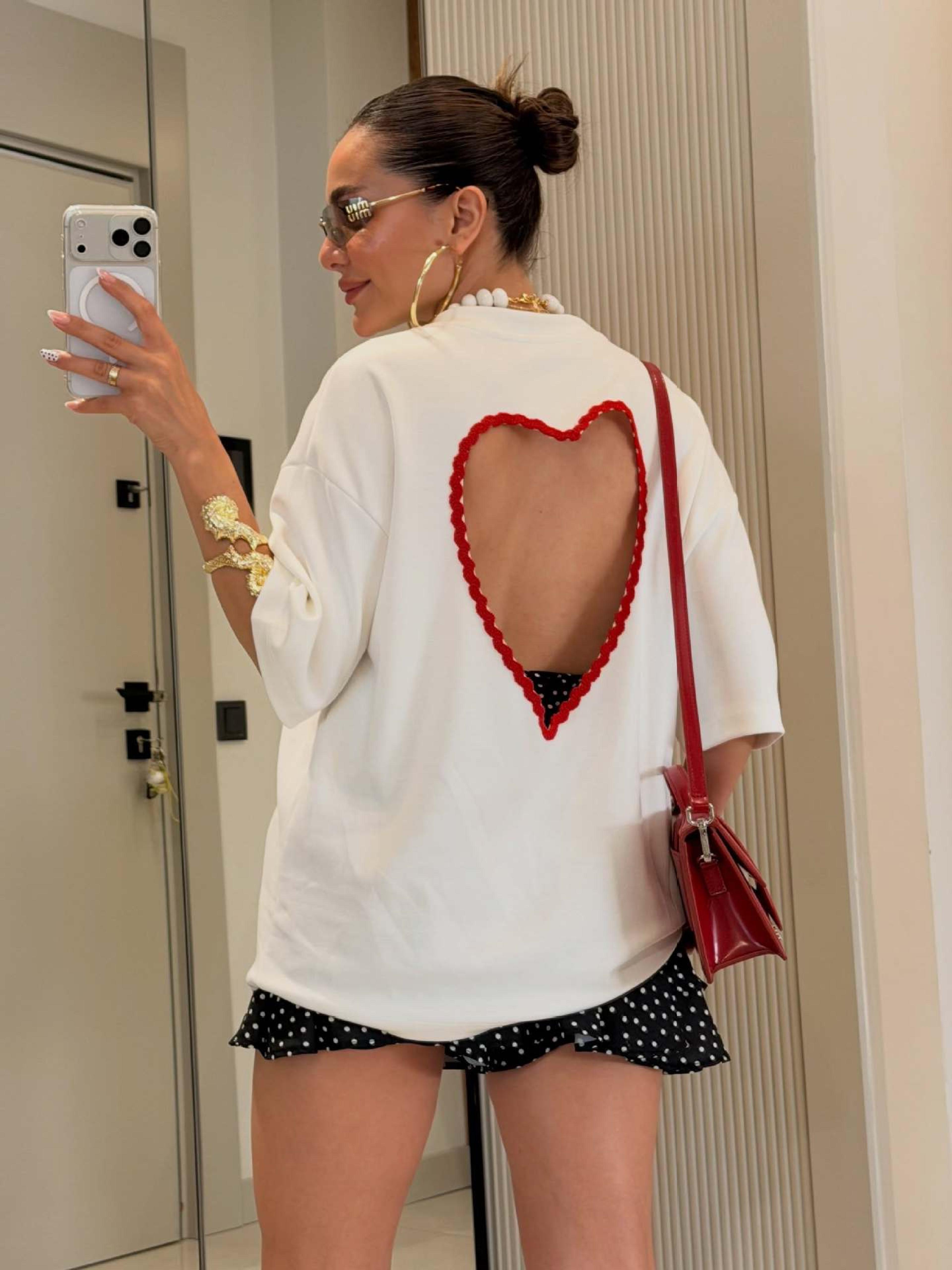 Heart Cutout Backless Summer Top For Women Loose Fit Casual White Streetwear Tee 6
