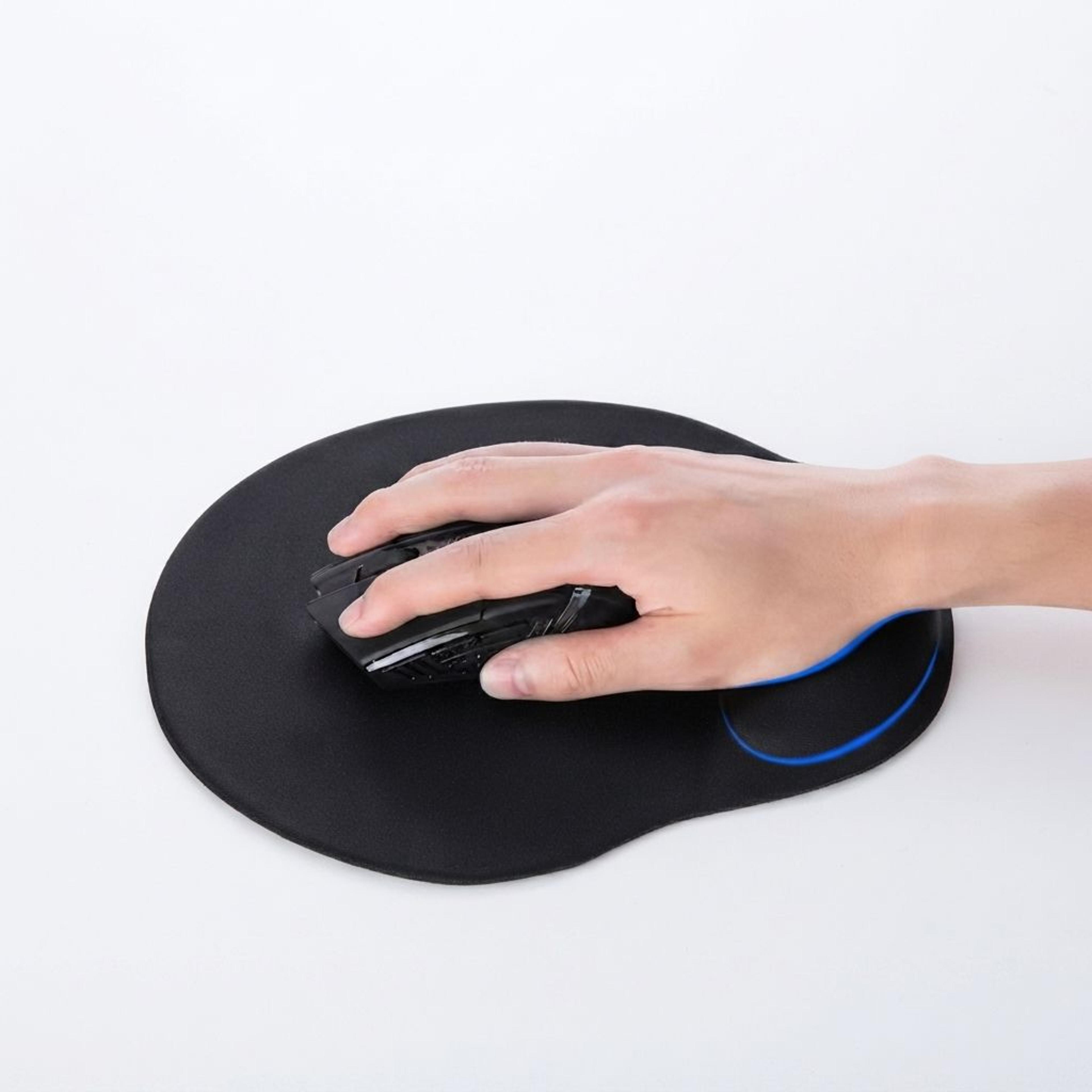 ergonomic gaming mouse pad with wrist rest for comfortable desk setup