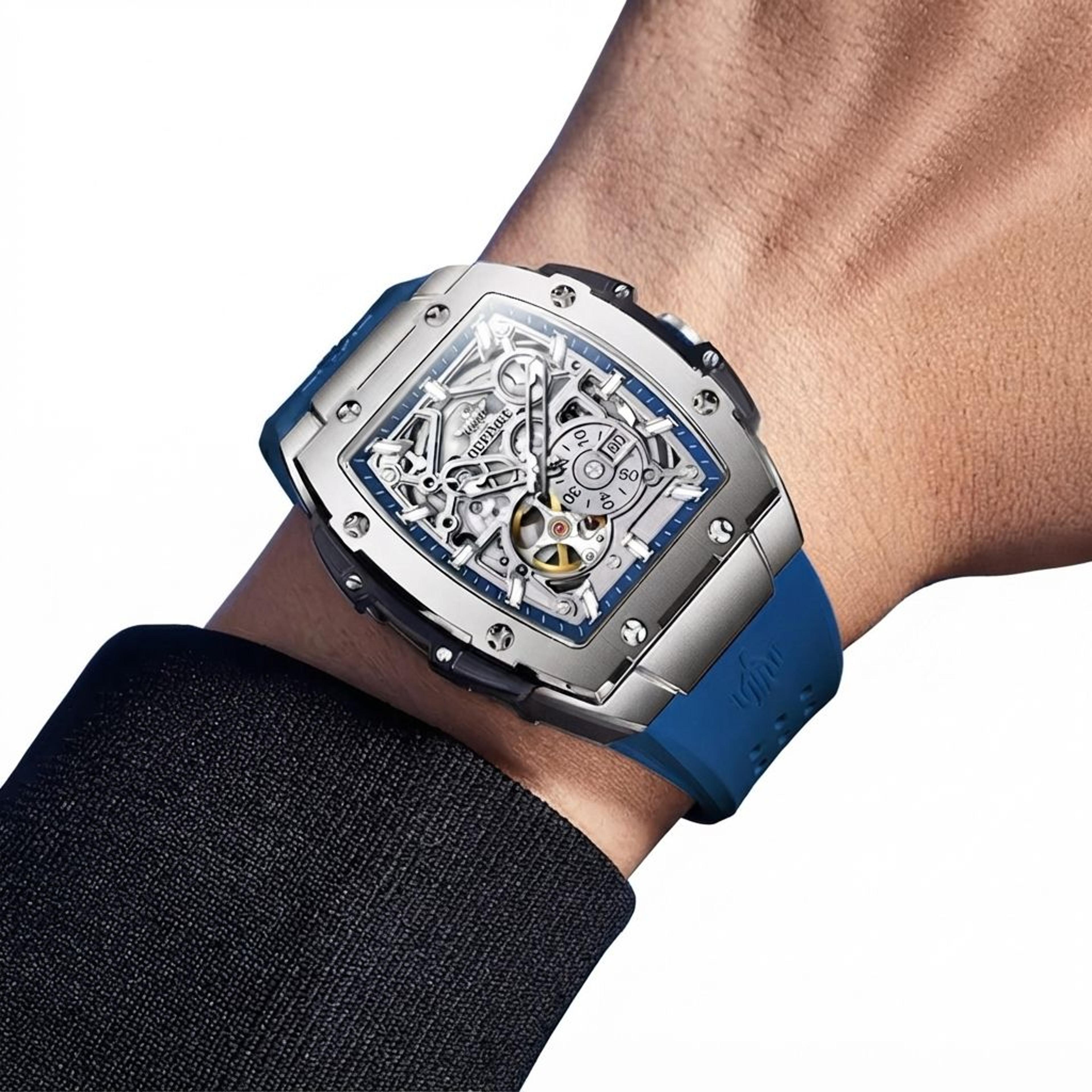 luxury skeleton automatic mechanical watch for men with sapphire crystal and luminous design