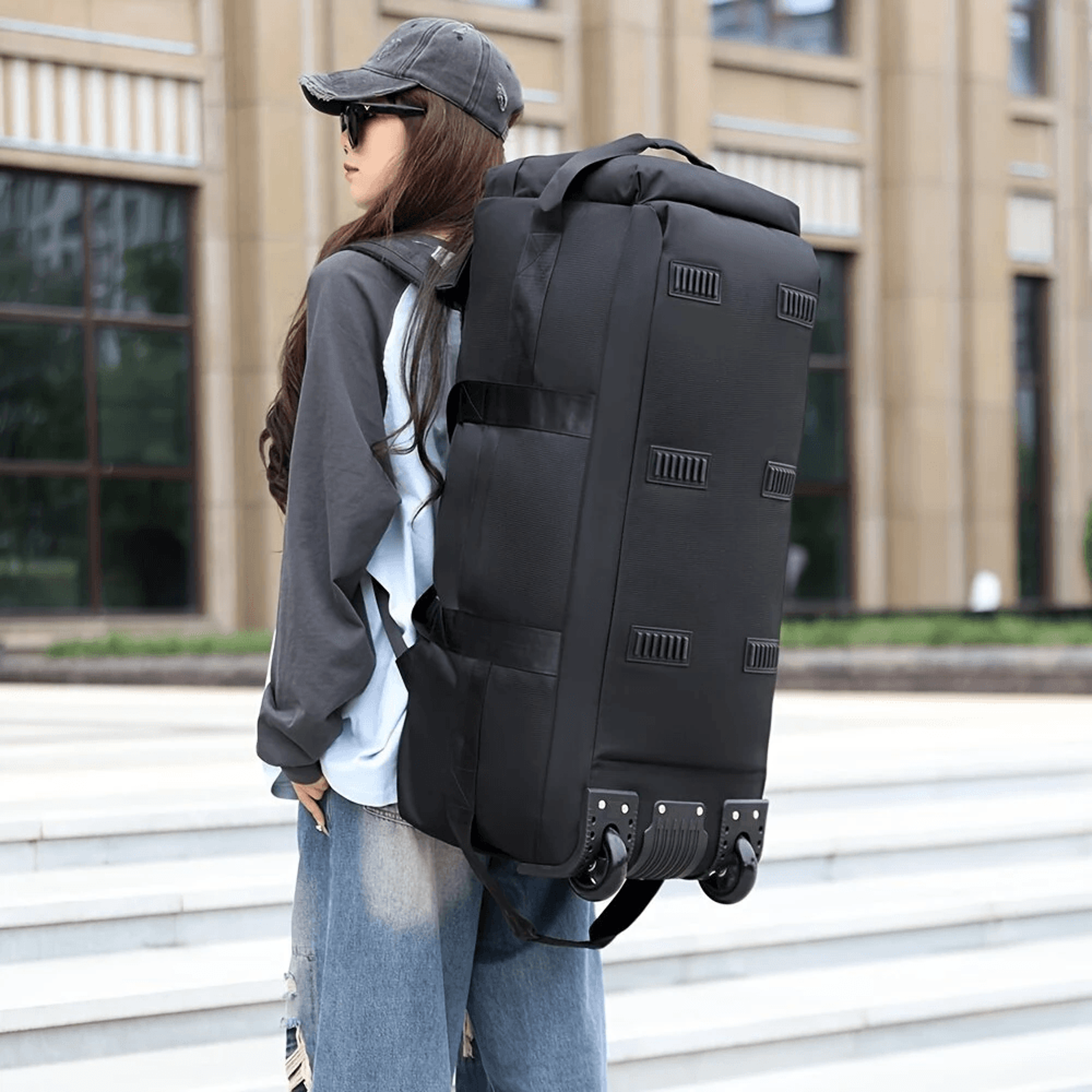 Rolling Duffle Bag With Wheels And Convertible Backpack Design 3